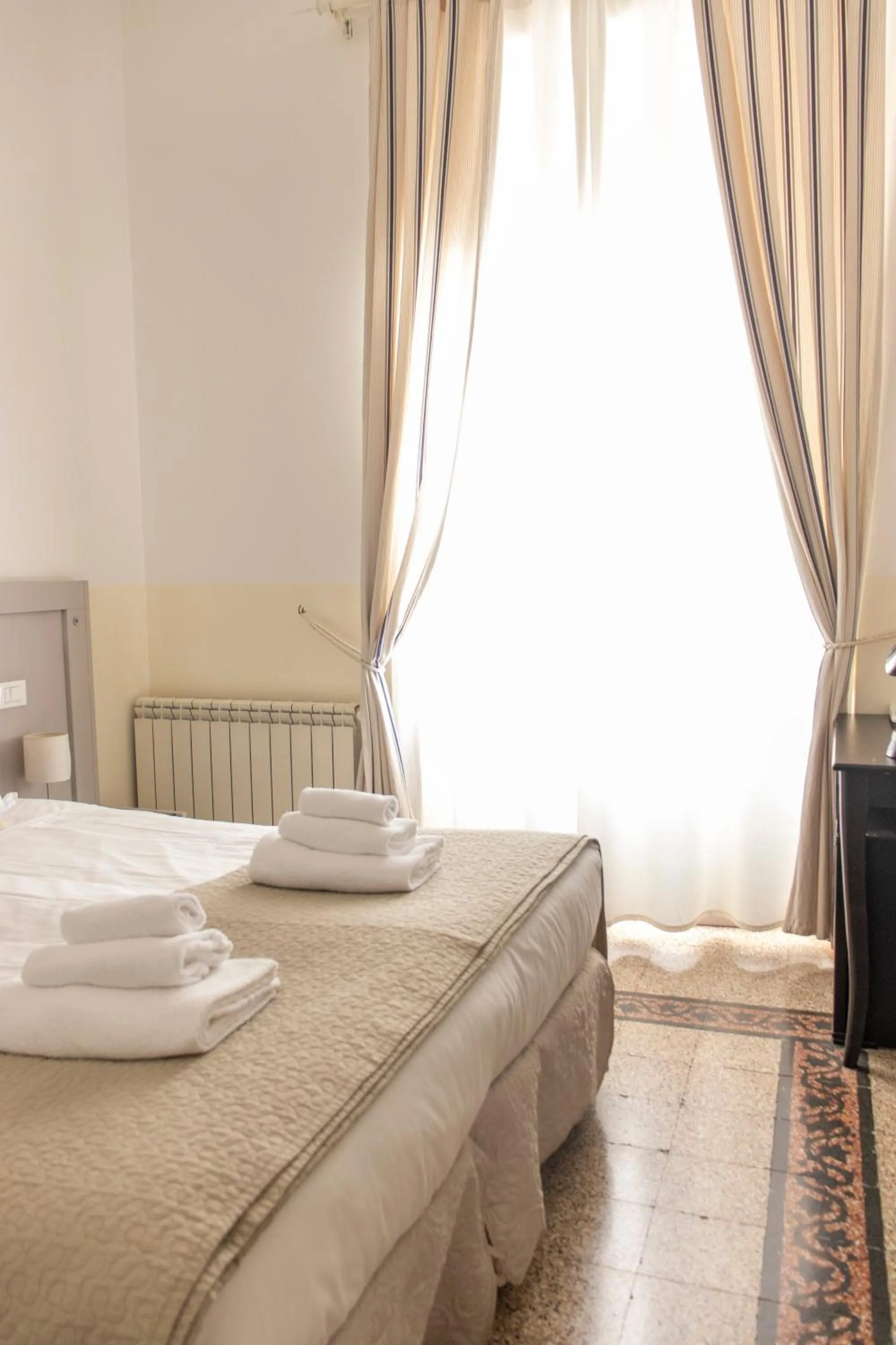 Photo of the whole room, Bed in Biancorèroma B&B