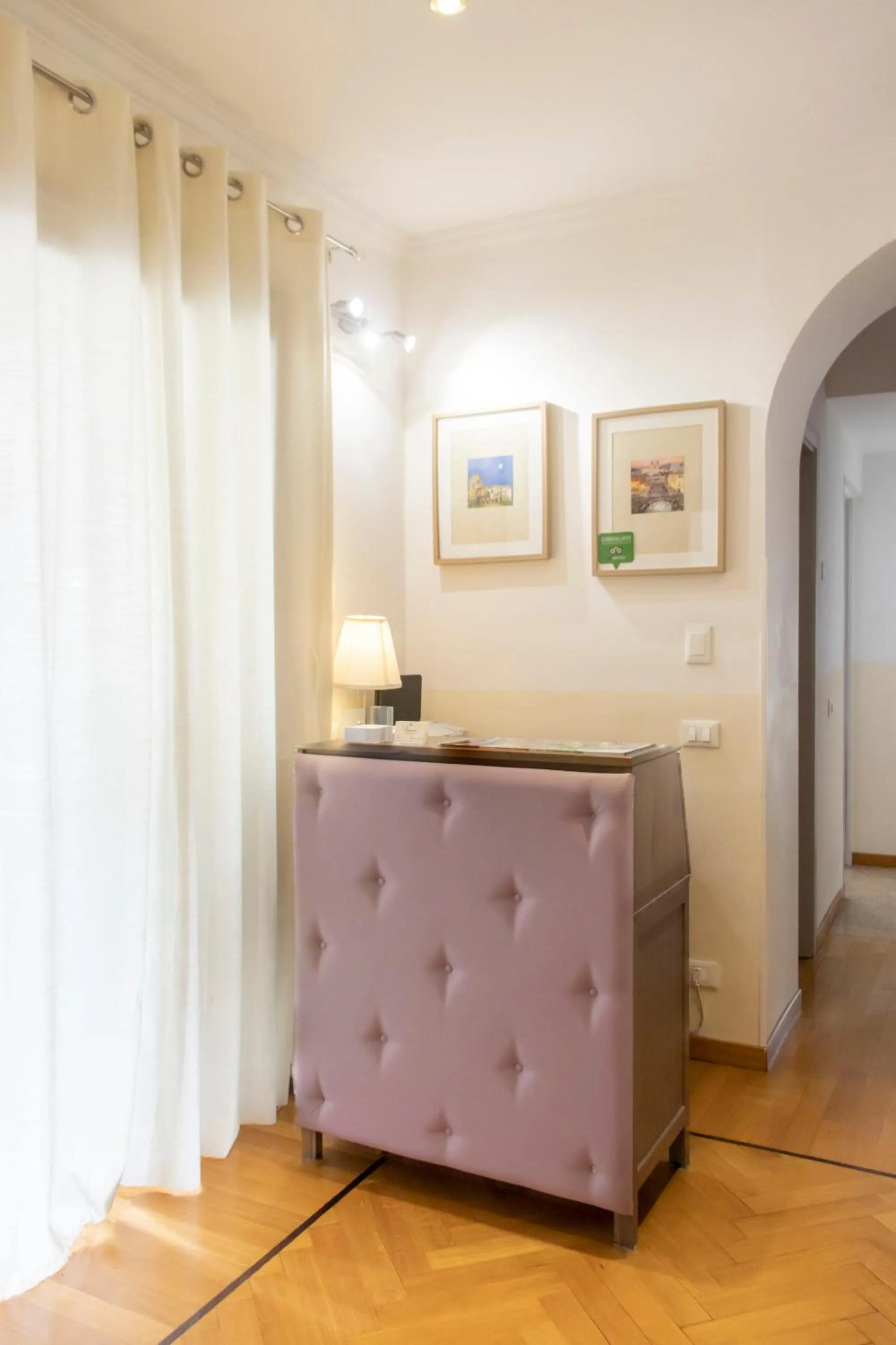 Lobby or reception in Biancorèroma B&B