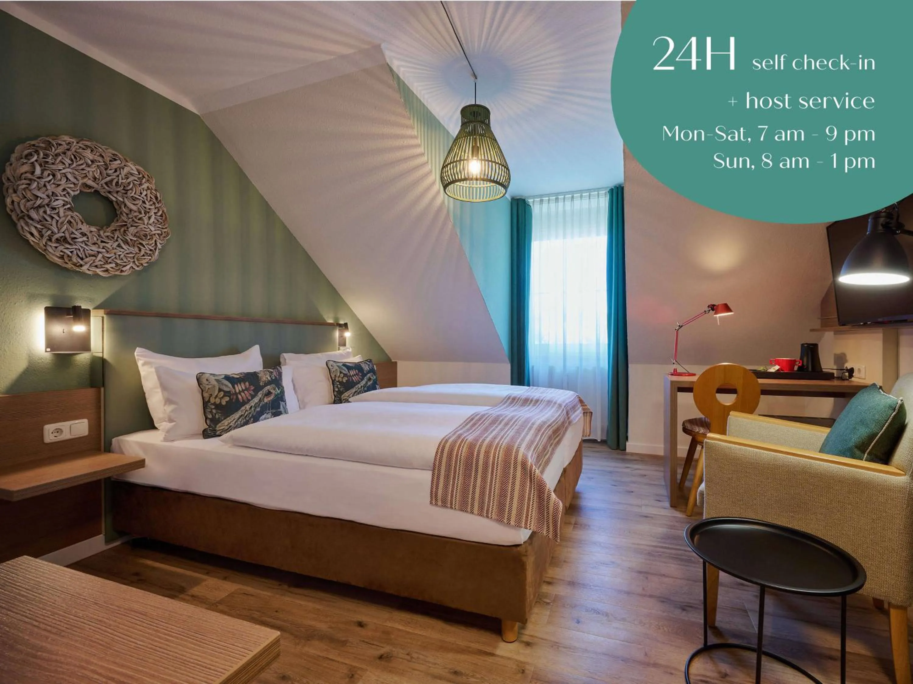 Bed in Classik Hotel Martinshof, Messe München