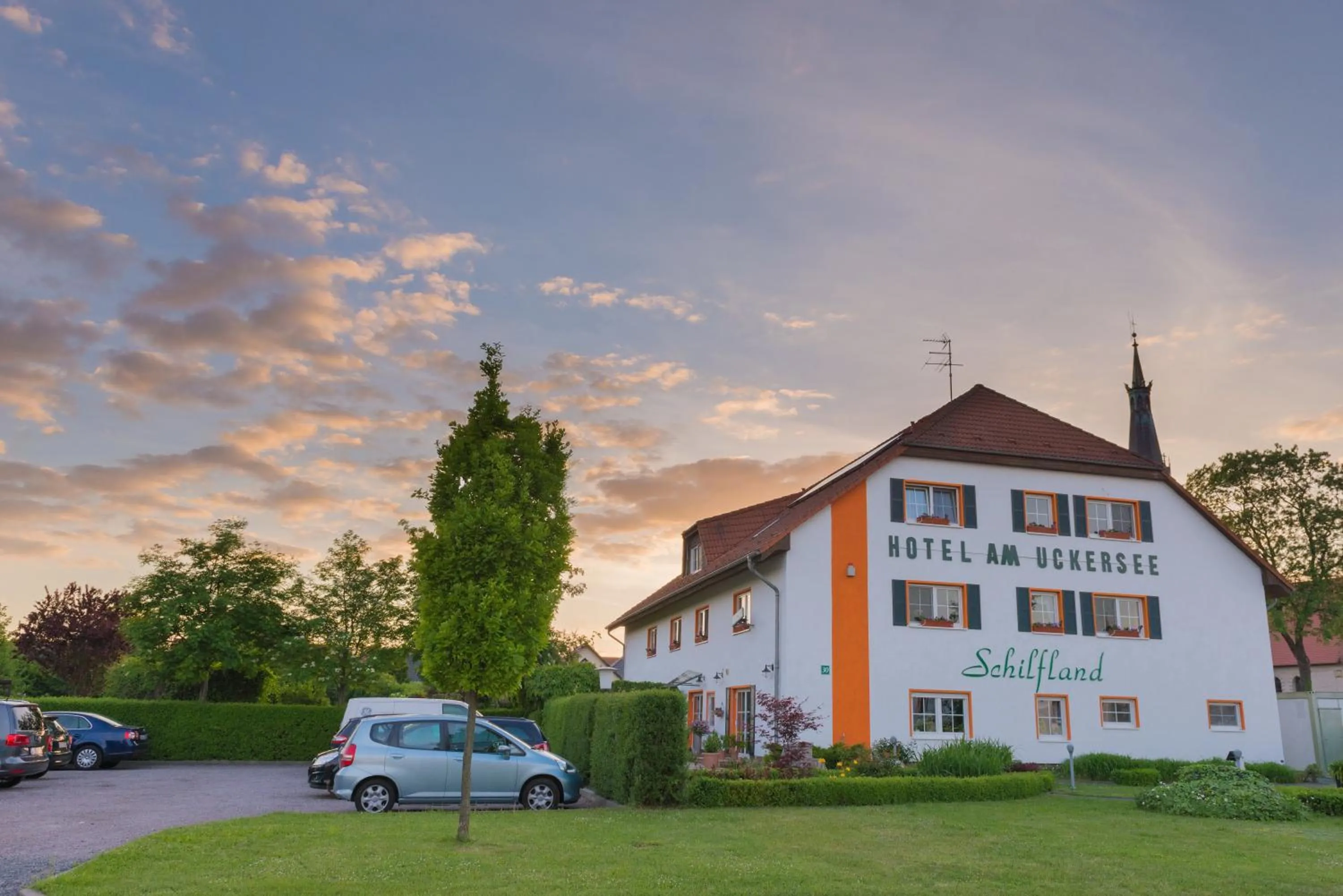 Property building in Hotel am Uckersee
