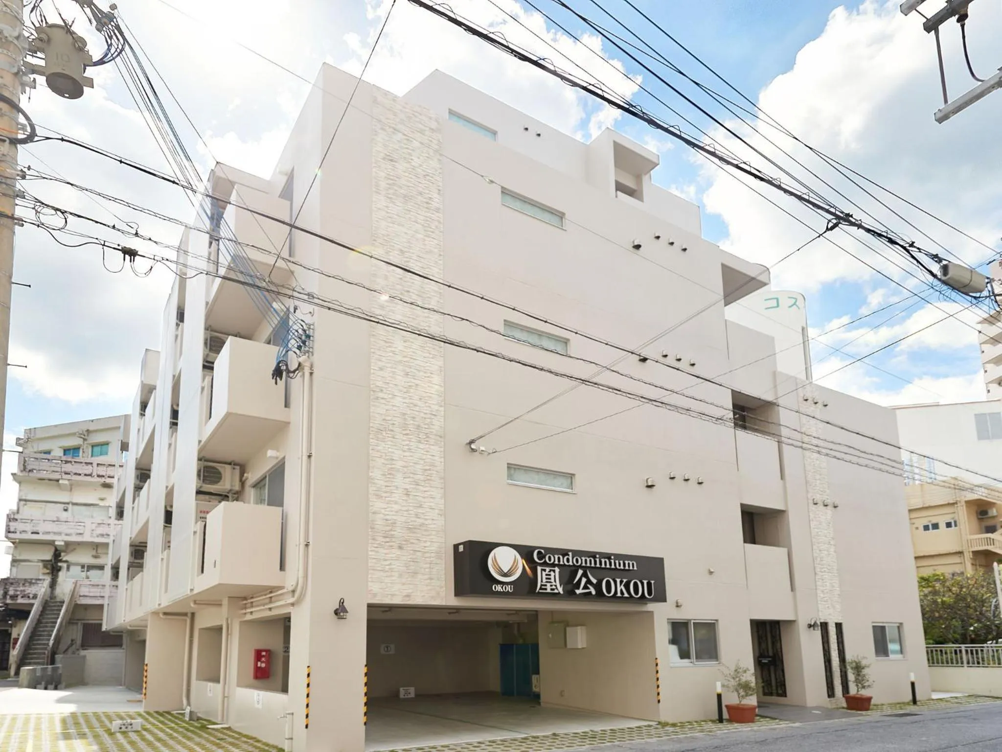 Property building in Tenpoint Hotel OKOU