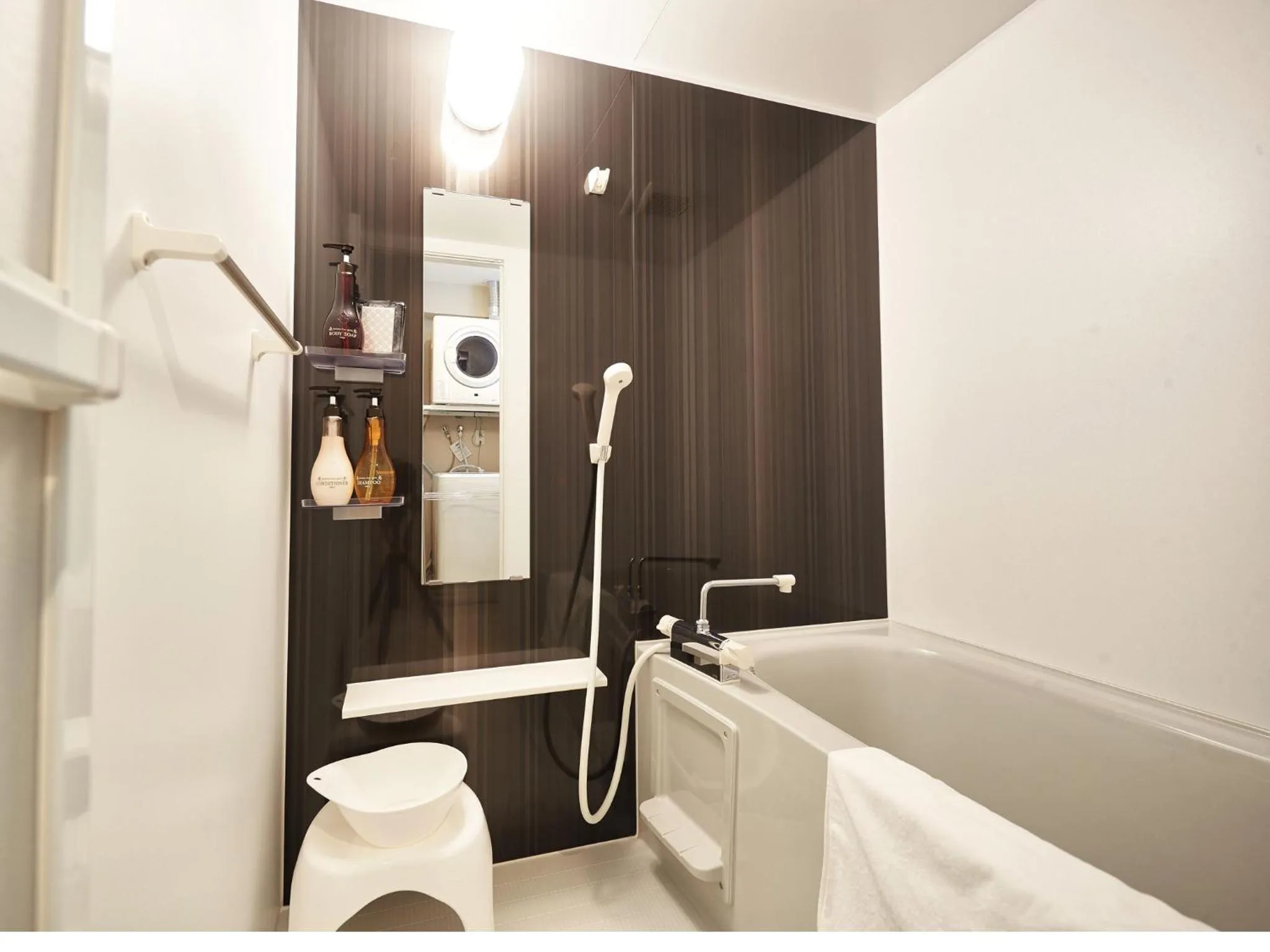 Bathroom in Tenpoint Hotel OKOU