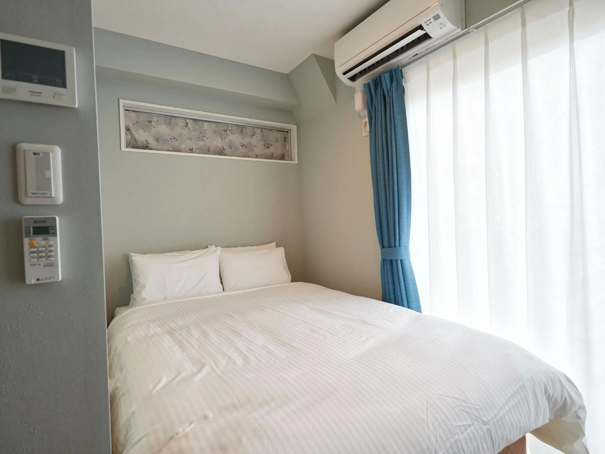 Photo of the whole room, Bed in Tenpoint Hotel OKOU