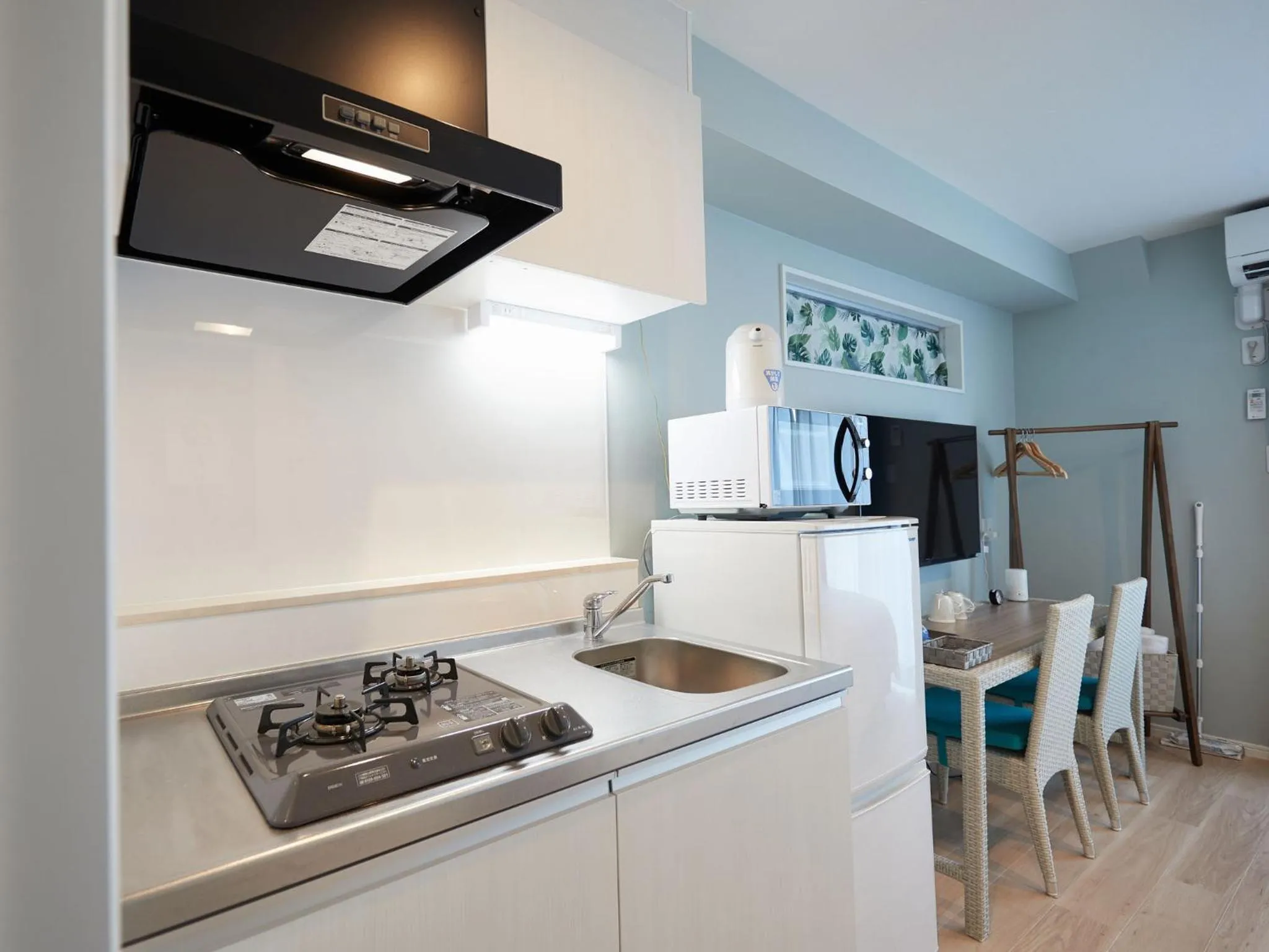 Kitchen or kitchenette in Tenpoint Hotel OKOU