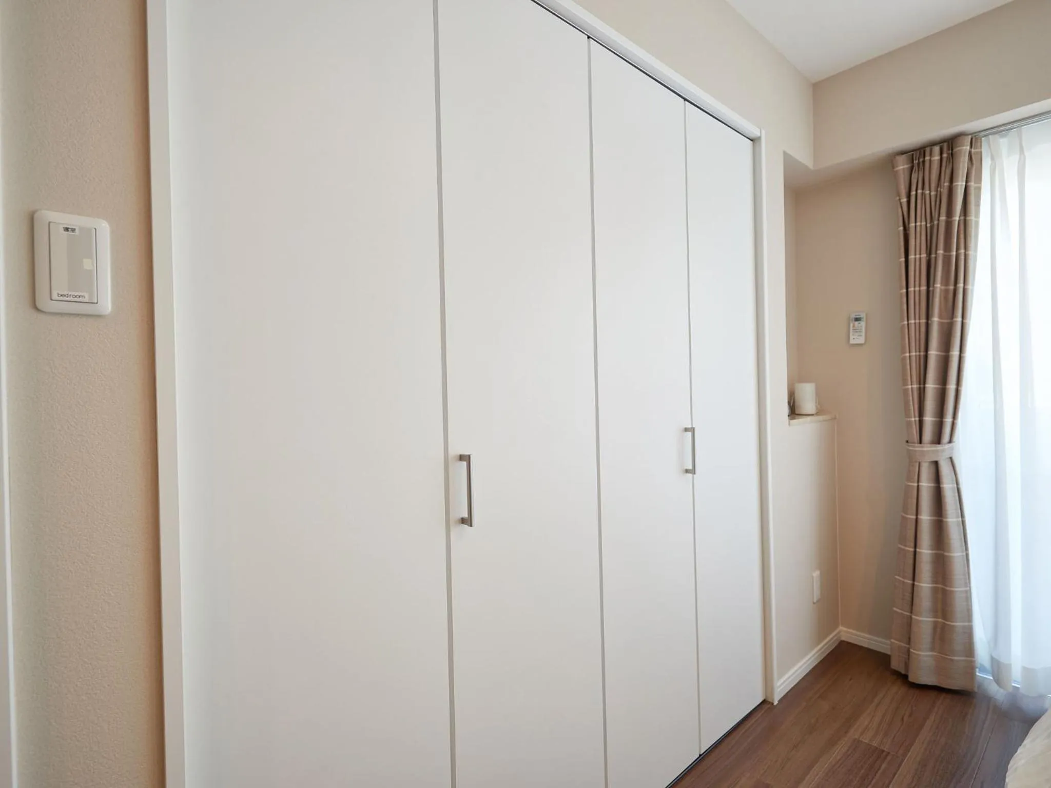 Photo of the whole room, TV/Entertainment Center in Tenpoint Hotel OKOU