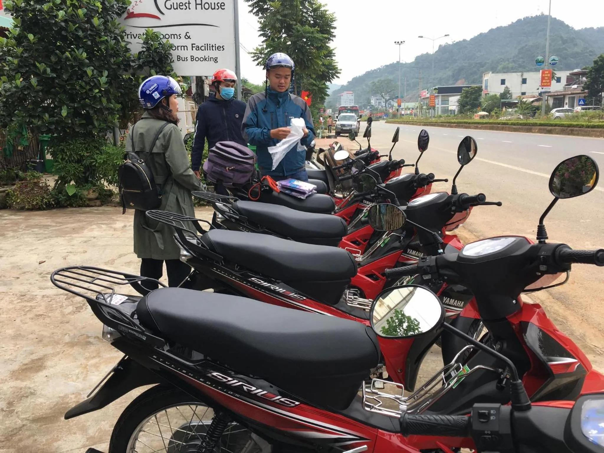 People in HG Hostel provide Tours & Motorbikes