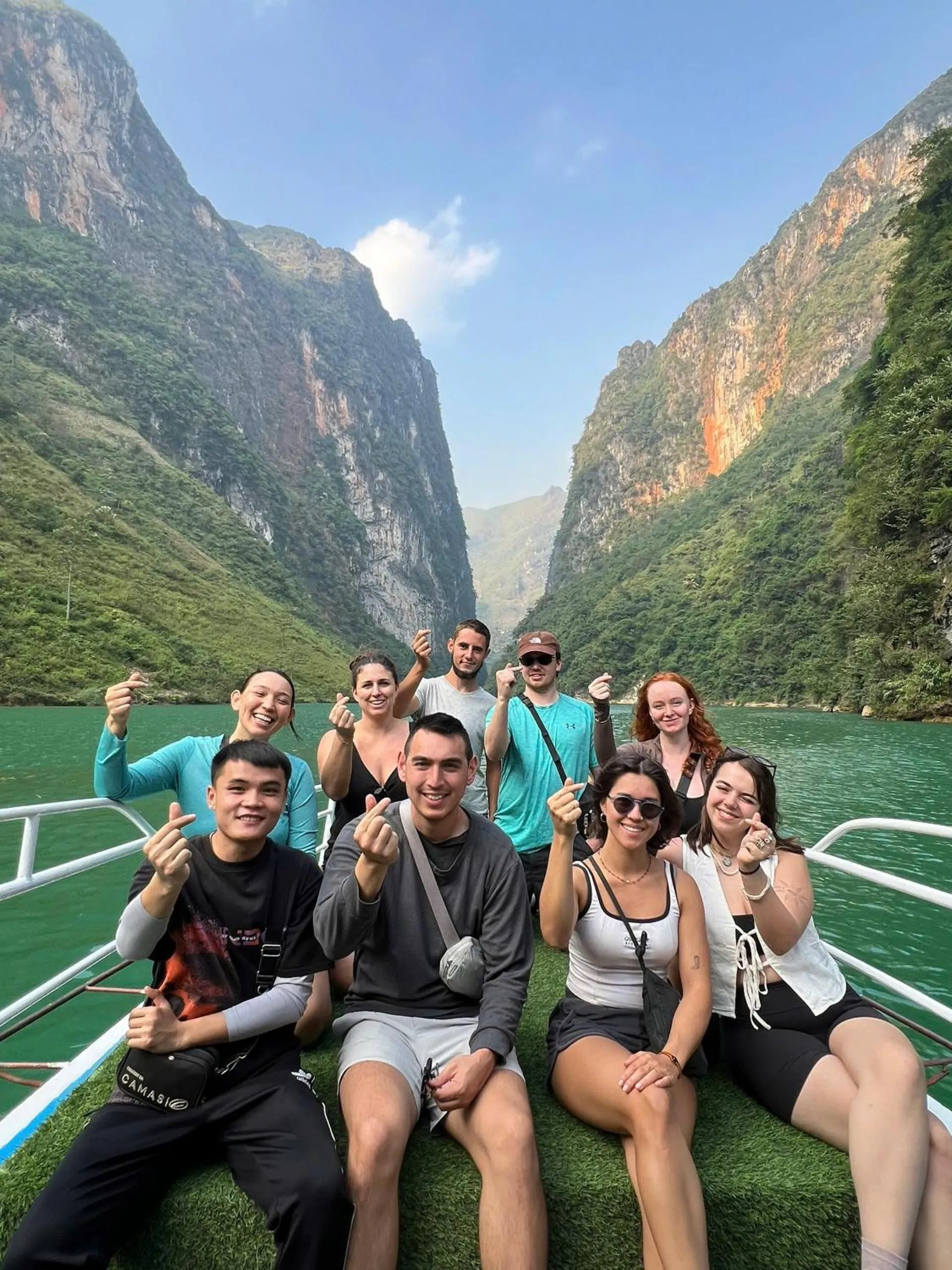 People in HG Hostel provide Tours & Motorbikes