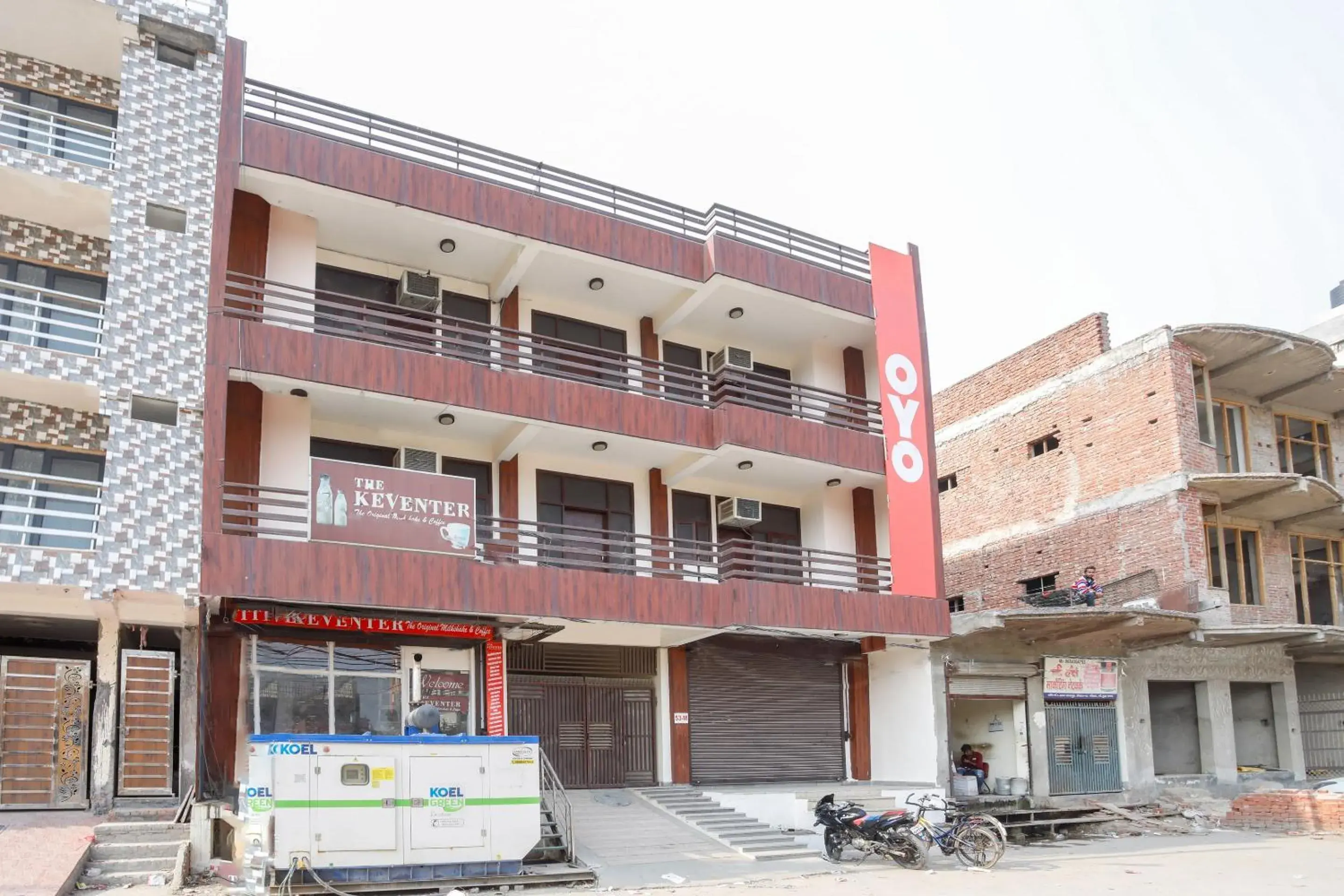 Hotel O Av Residency Near Botanic Garden Of Indian Republic Hotel O Av Residency Near Botanic Garden Of Indian Republic