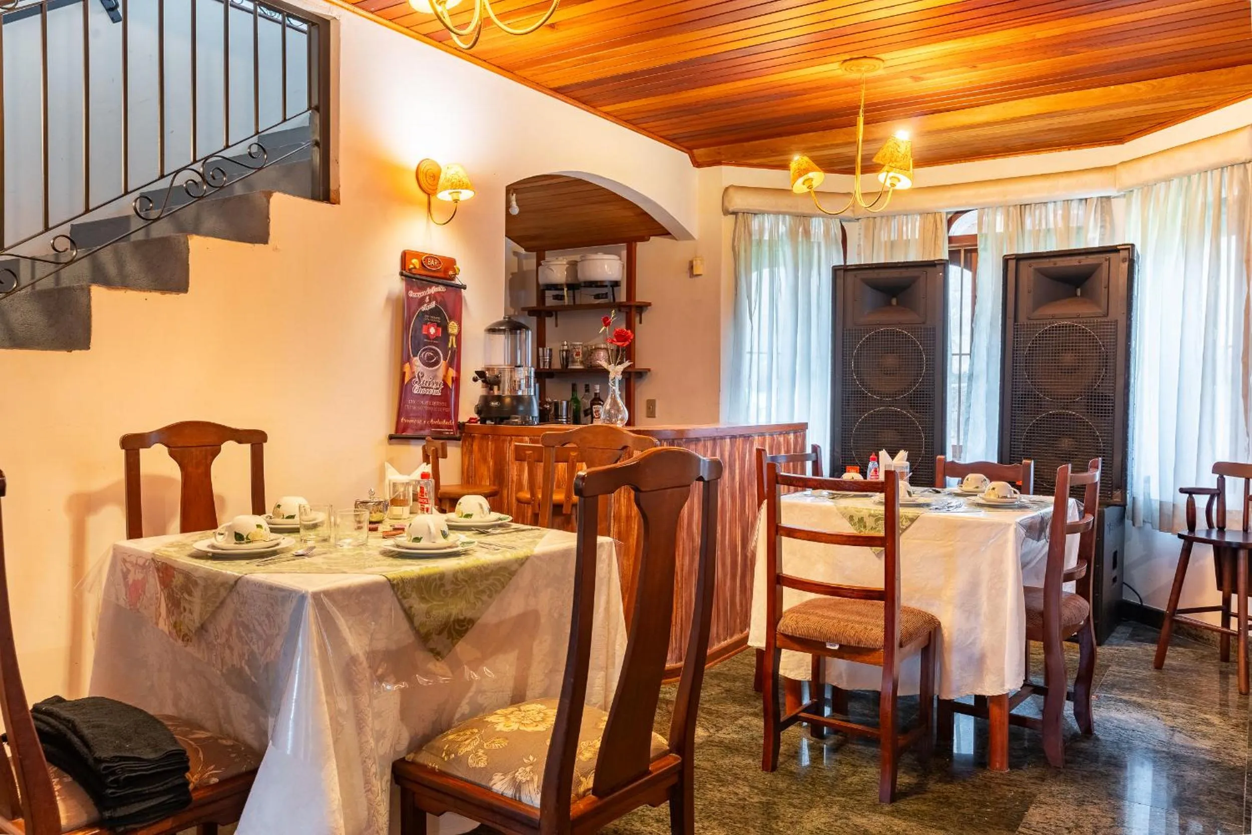 Dining area in Pousada Recanto Sião