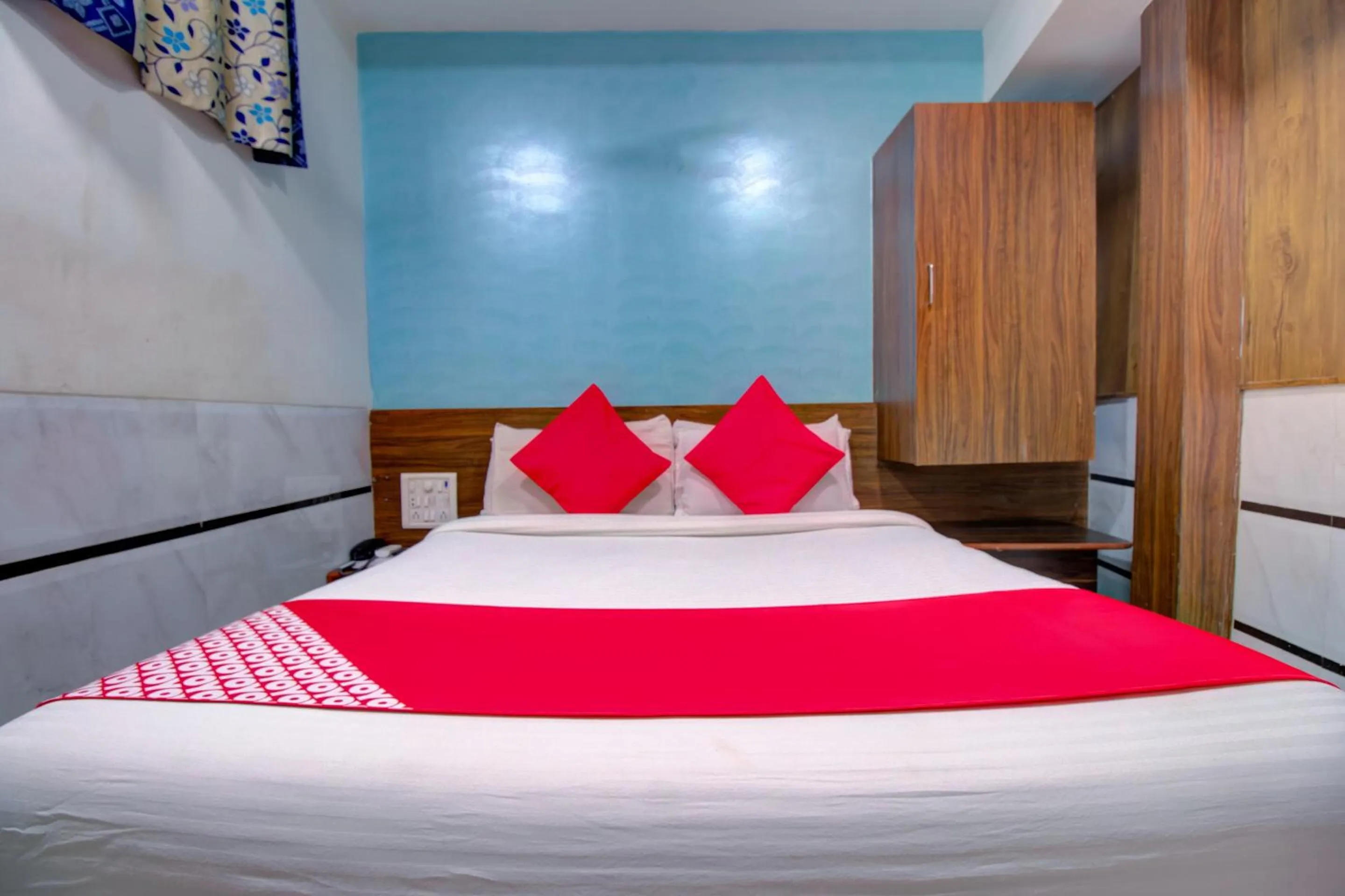 Bedroom in Hotel O Sion Residency