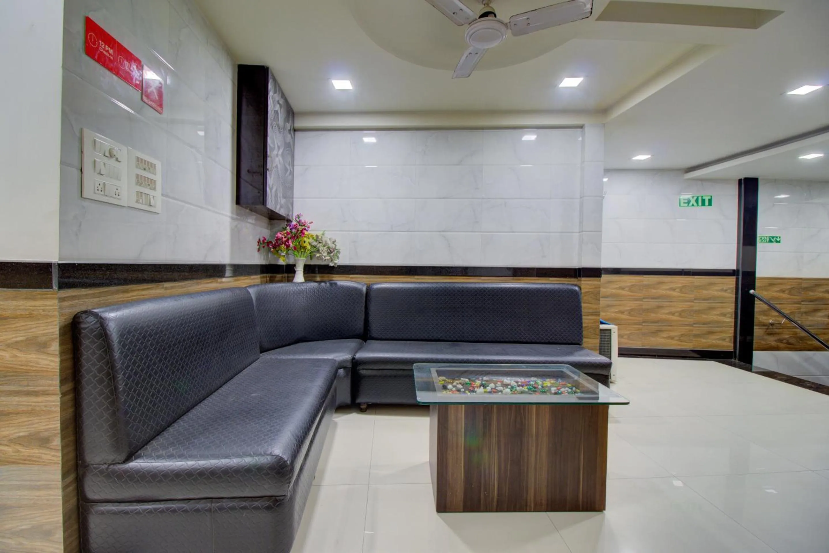 Lobby or reception in Hotel O Sion Residency