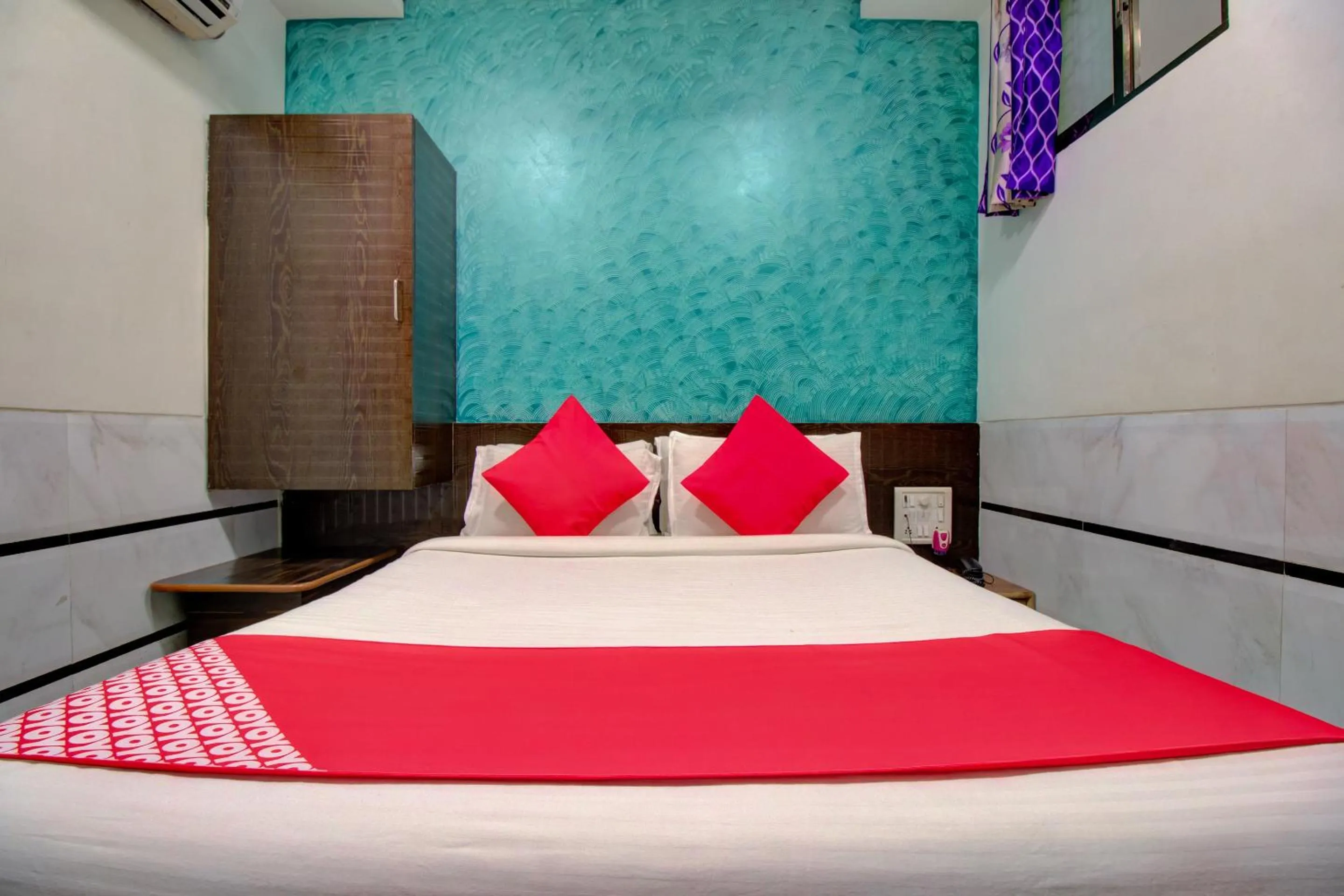 Bedroom in Hotel O Sion Residency