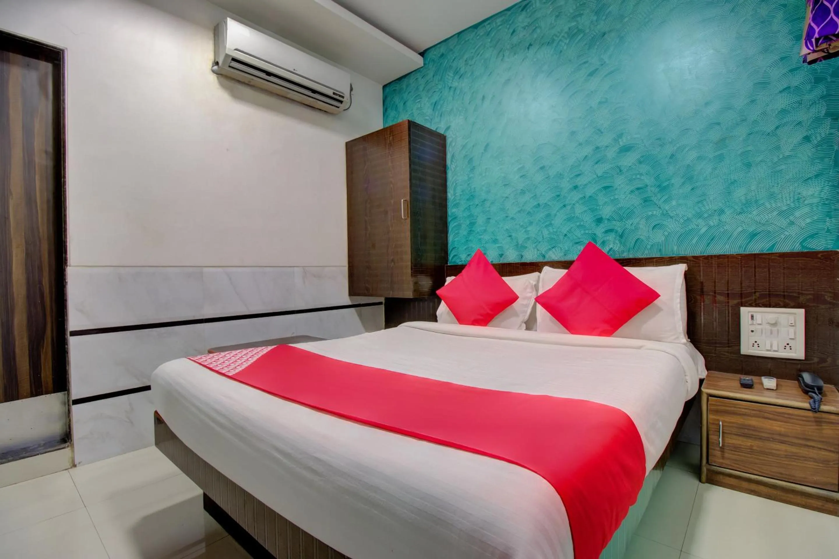 Bedroom in Hotel O Sion Residency
