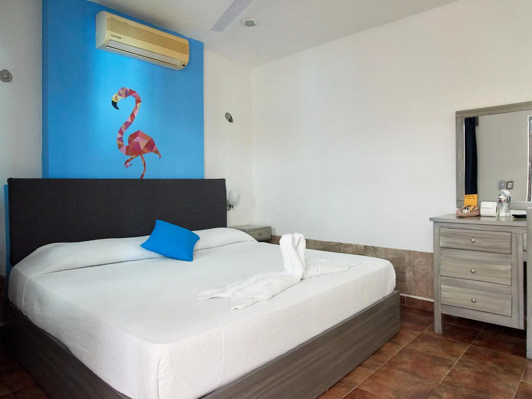 Photo of the whole room, Bed in Hotel Tabasco Rio