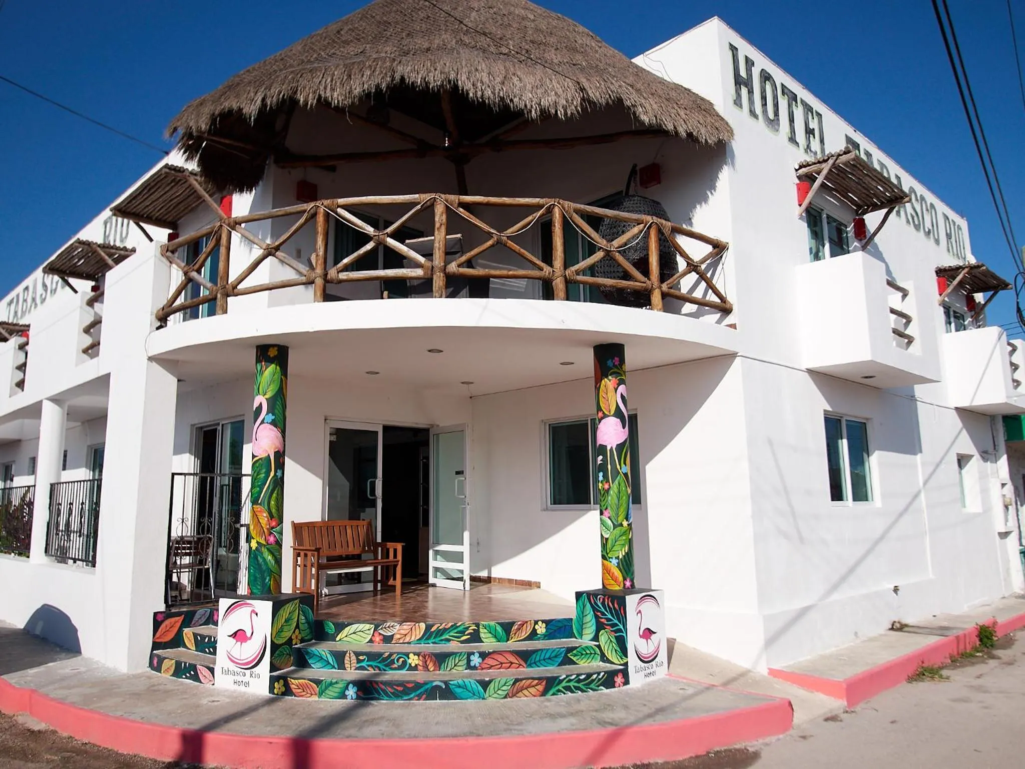Facade/entrance in Hotel Tabasco Rio