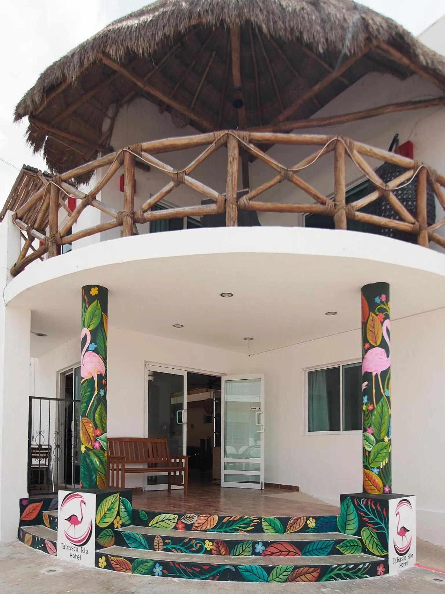 Facade/entrance in Hotel Tabasco Rio
