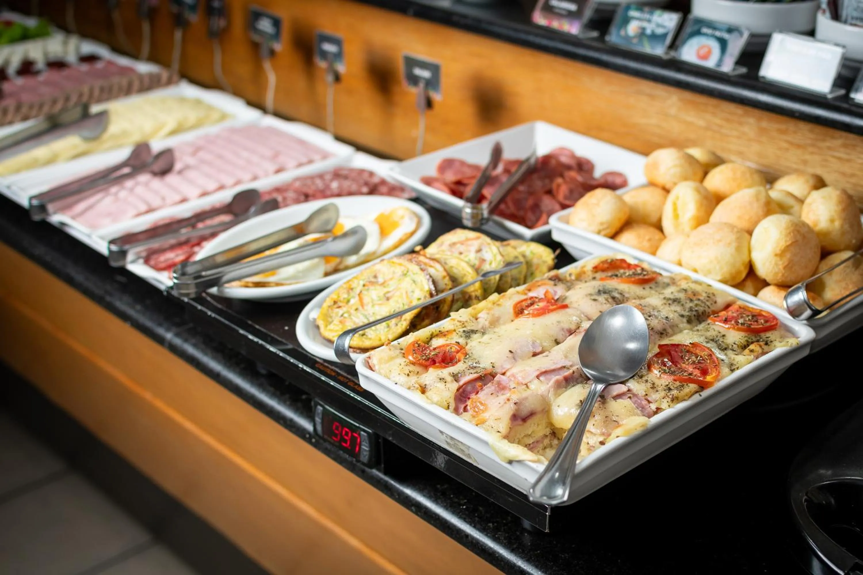 Food and drinks in Brivali Hotel Centro