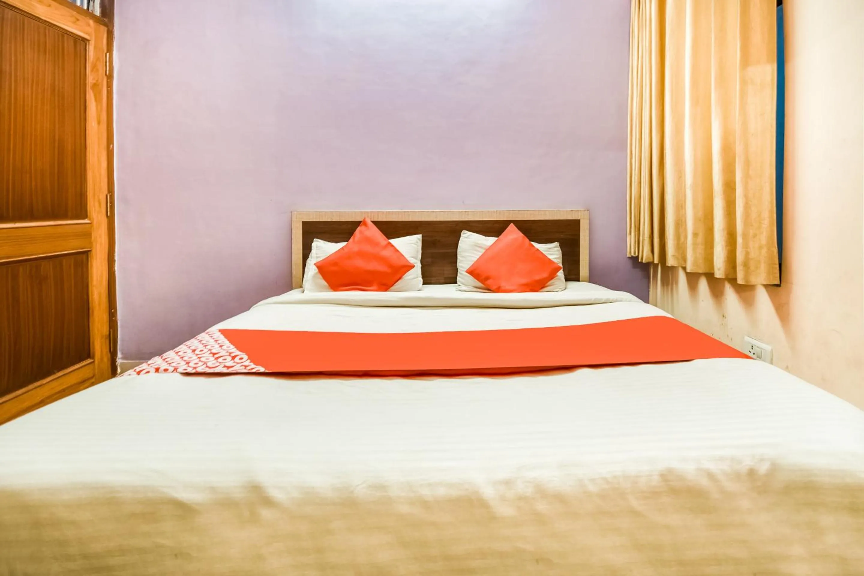 Bedroom in Hotel O Shri Ganesham