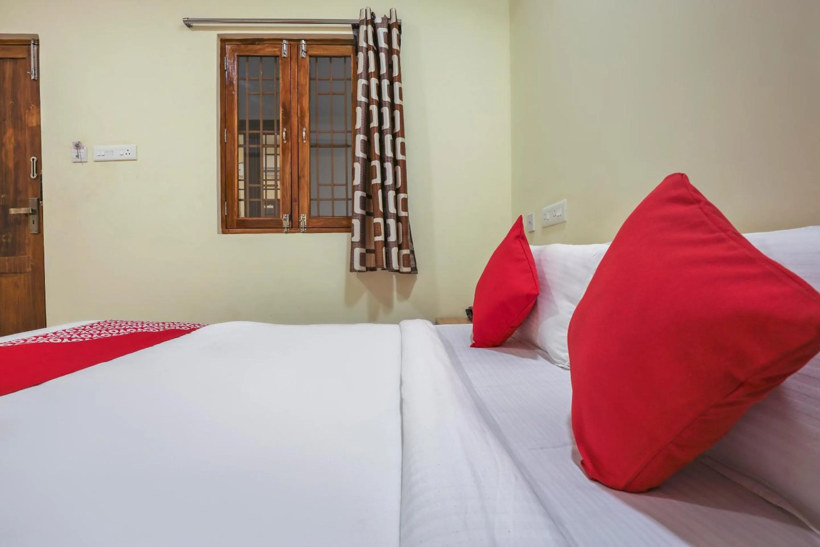 Bedroom, Bed in Hotel O Om Sakthi Hotel