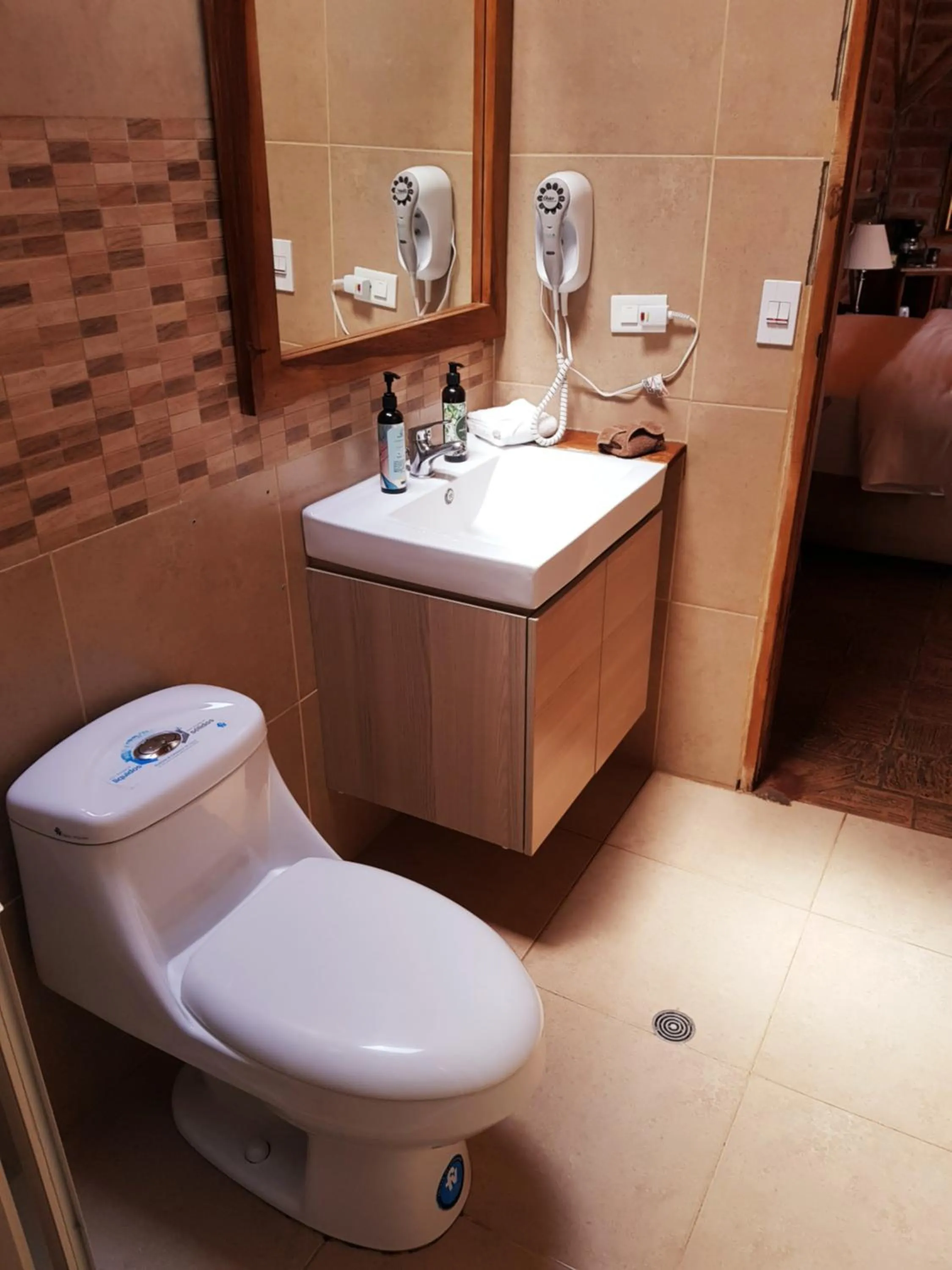 Toilet in Hacienda Jimenita Wildlife Reserve