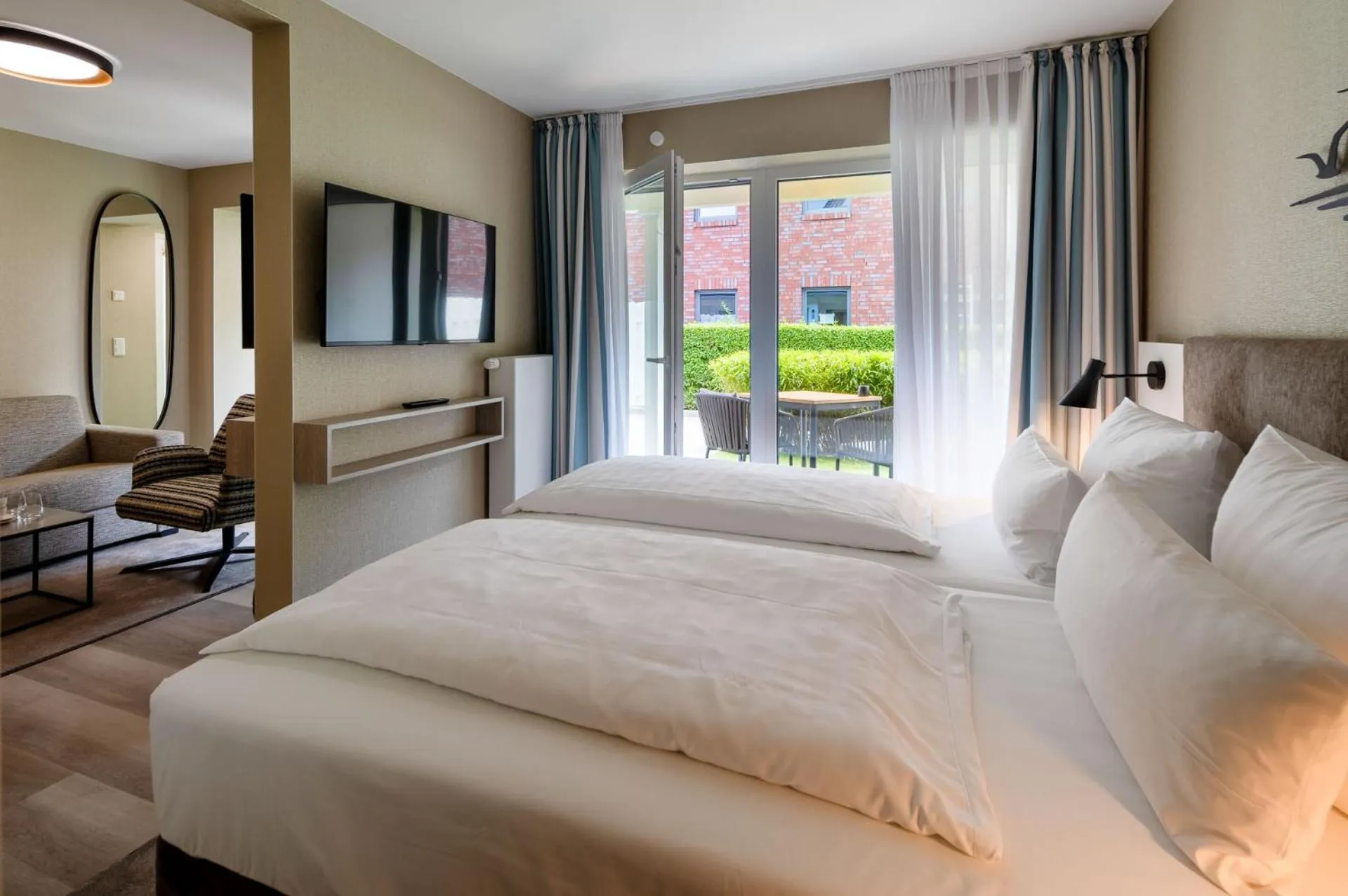 Bedroom, Bed in Hotel am Schlosspark garni