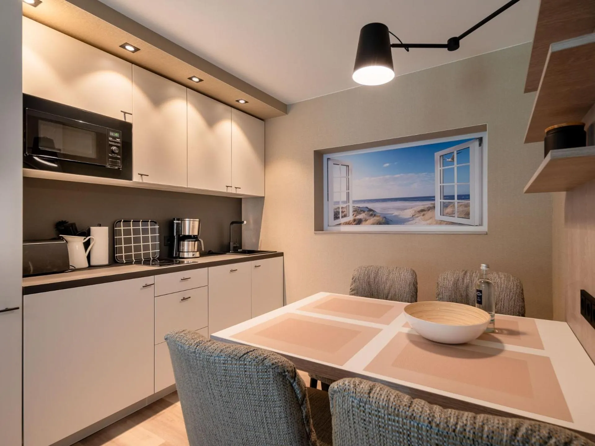 Kitchen or kitchenette in Hotel am Schlosspark garni