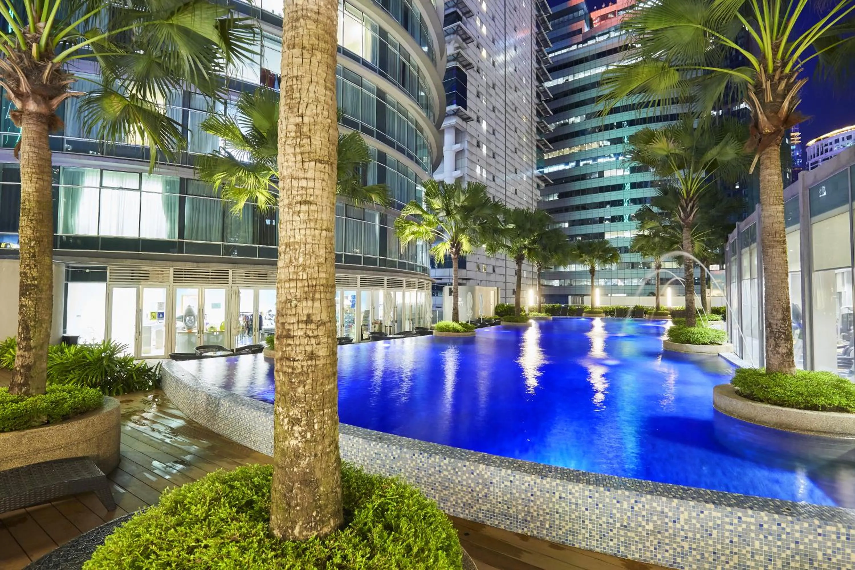 Swimming pool in Luxe Suites at Vortex KLCC