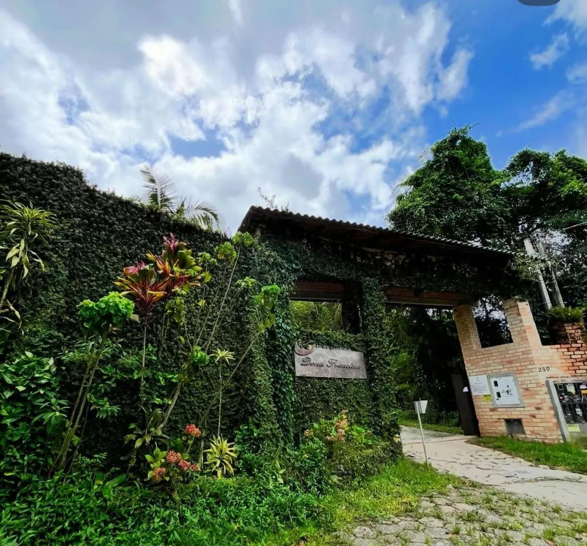 Property building in Pousada Dona Francisca