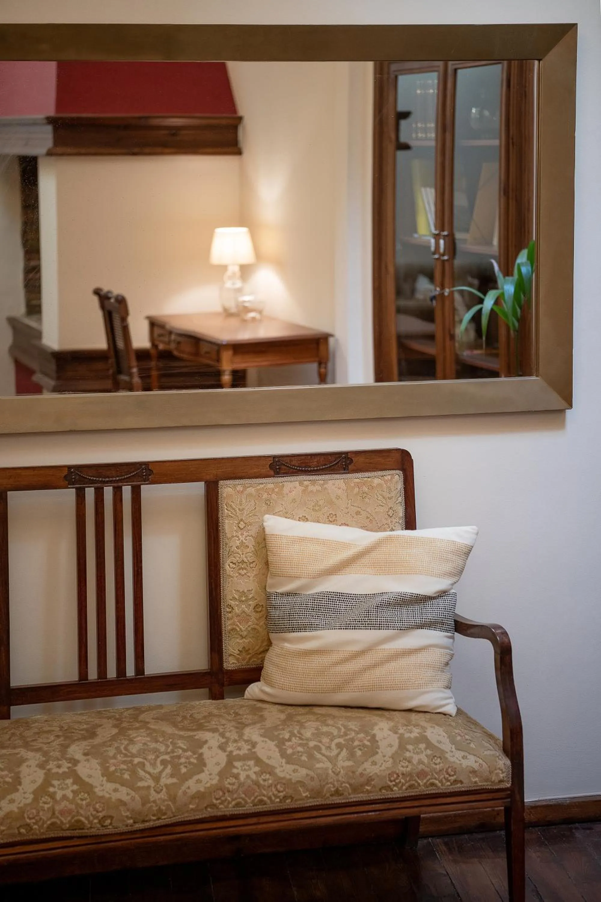 Lobby or reception in Old Town Suites