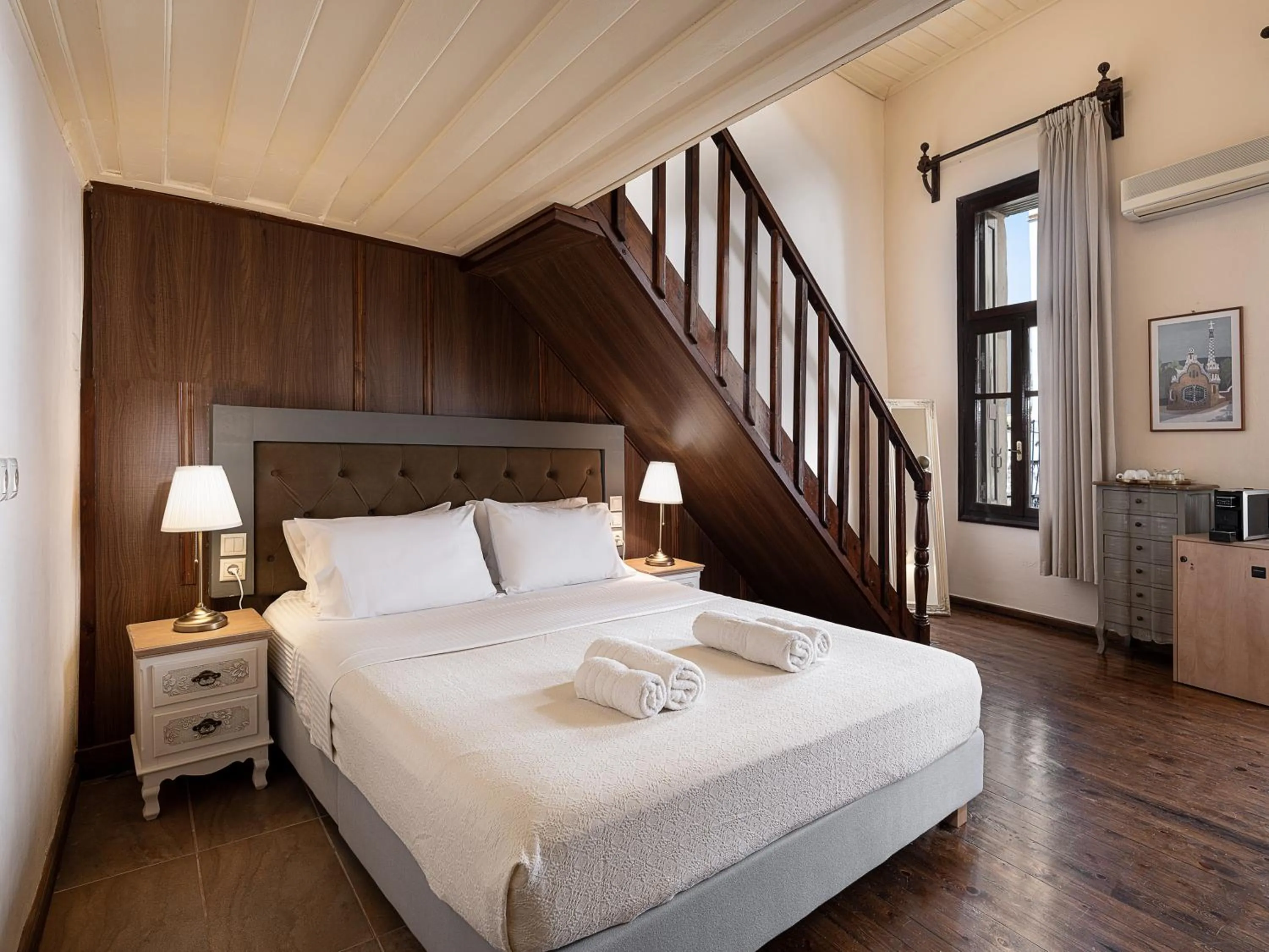 Bed in Old Town Suites