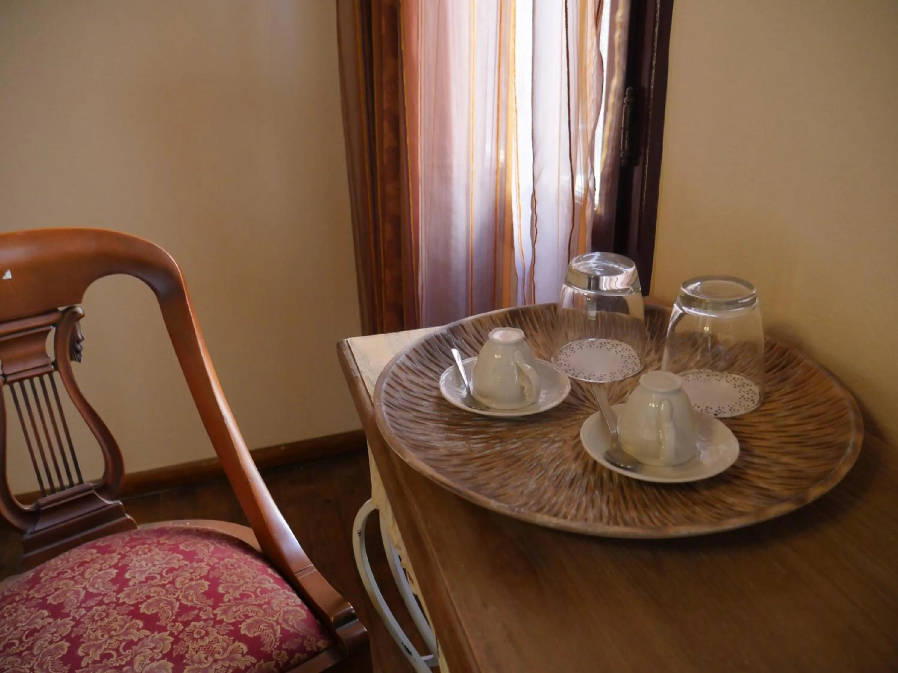 Coffee/tea facilities in Old Town Suites