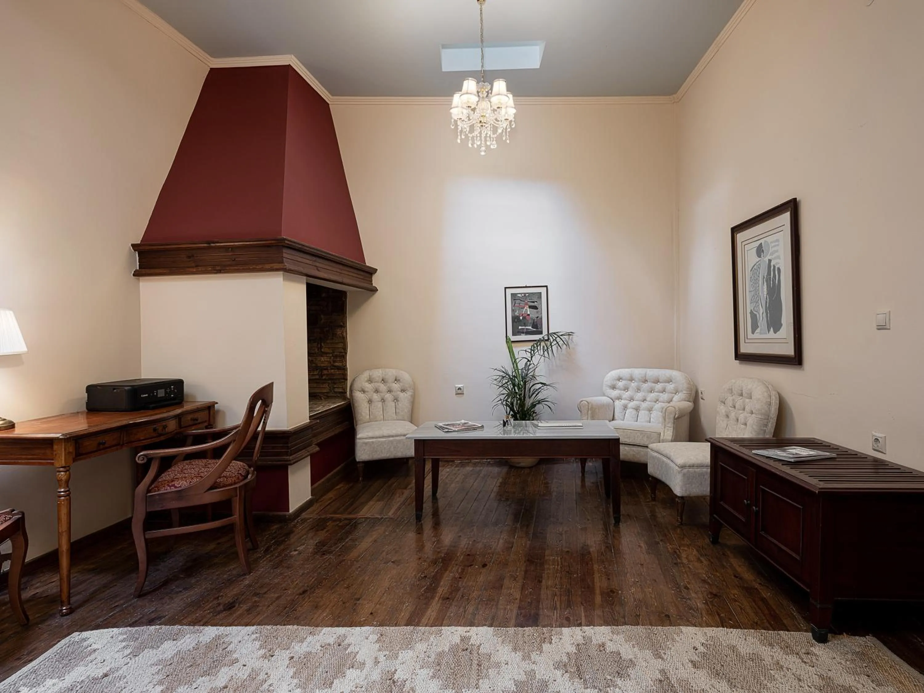 Living room in Old Town Suites