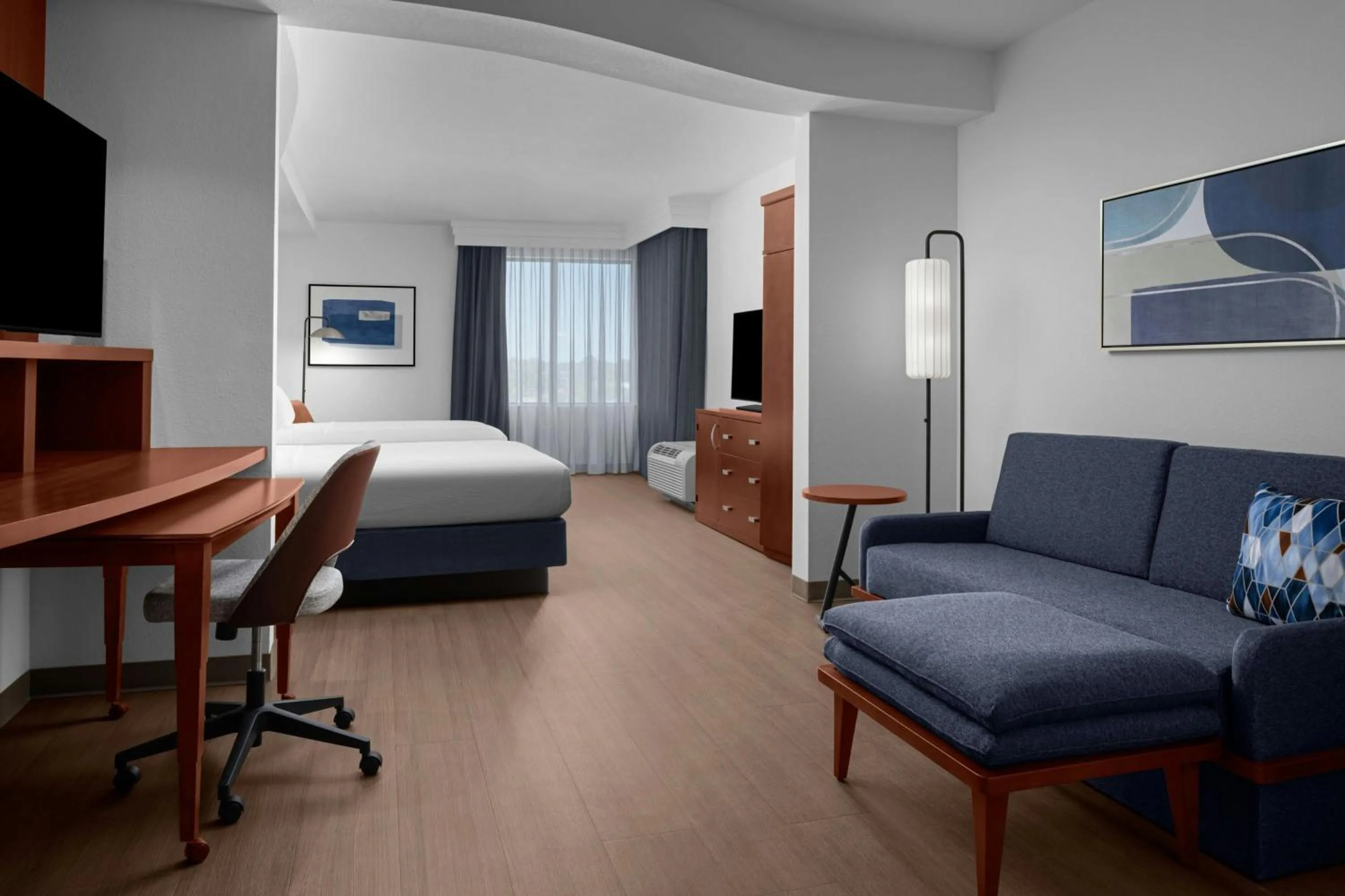 Living room, Bed in Courtyard By Marriott Houston Kingwood