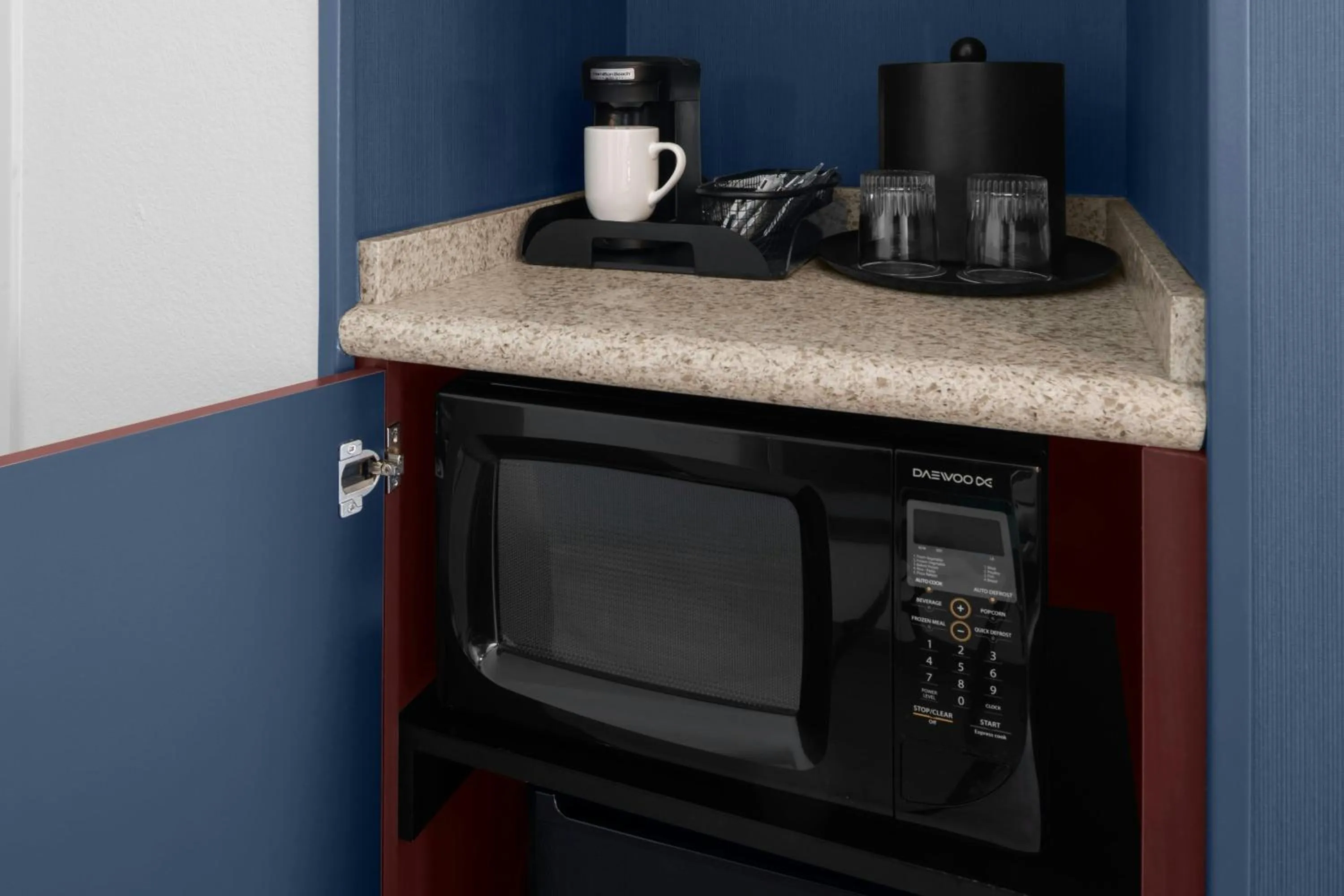 Photo of the whole room in Courtyard By Marriott Houston Kingwood