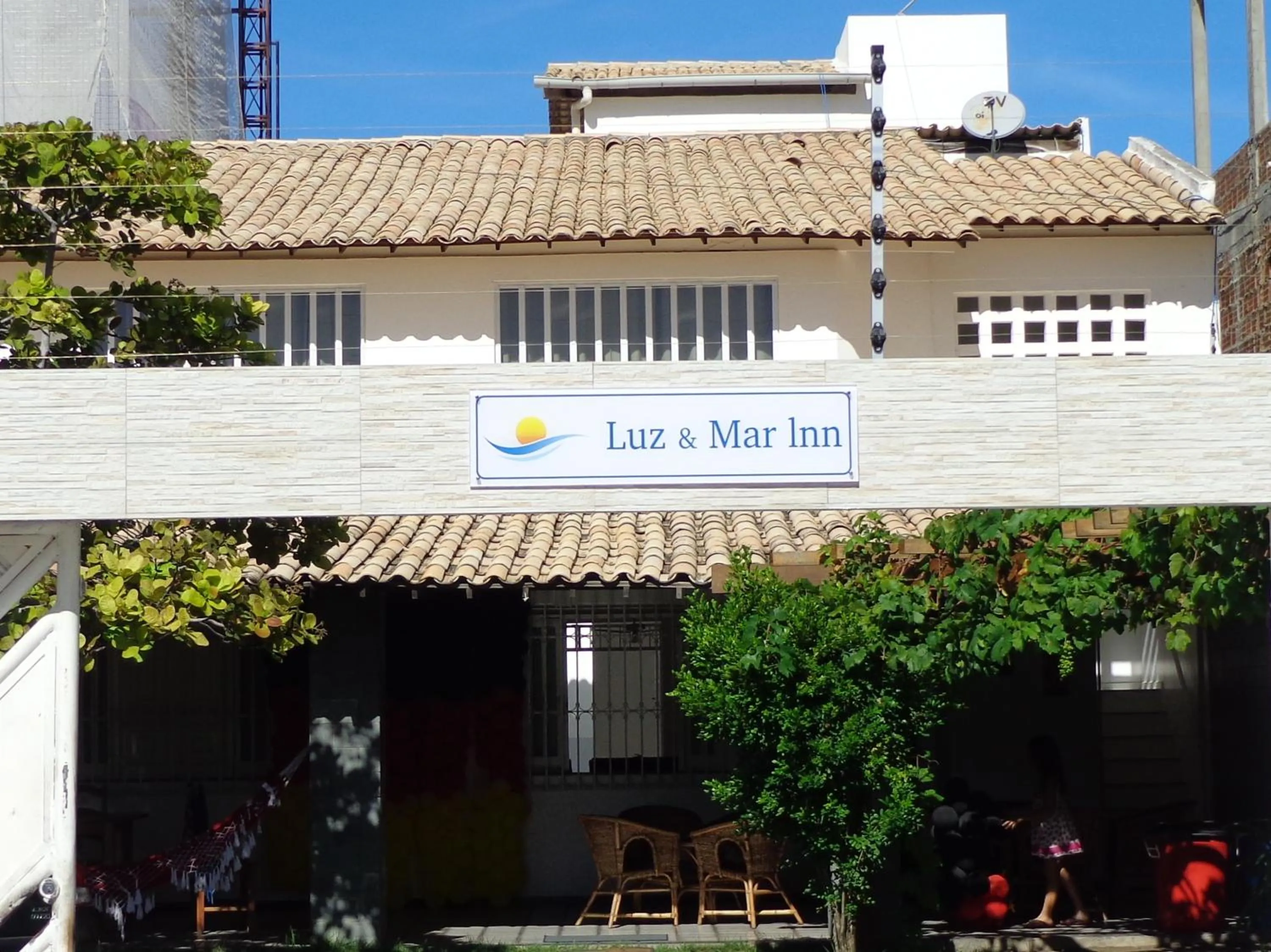 Facade/entrance in Luz & Mar