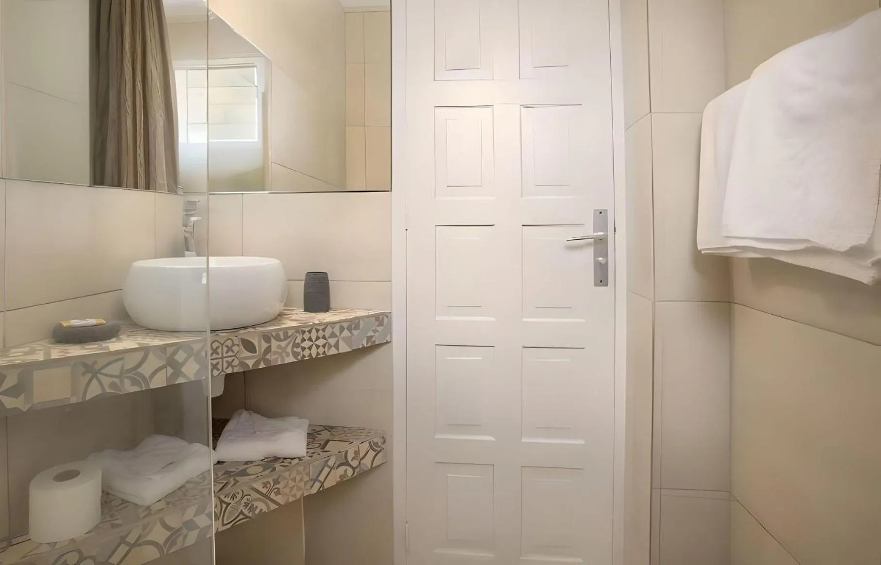 Shower in Domaine de l'Anse Ramier