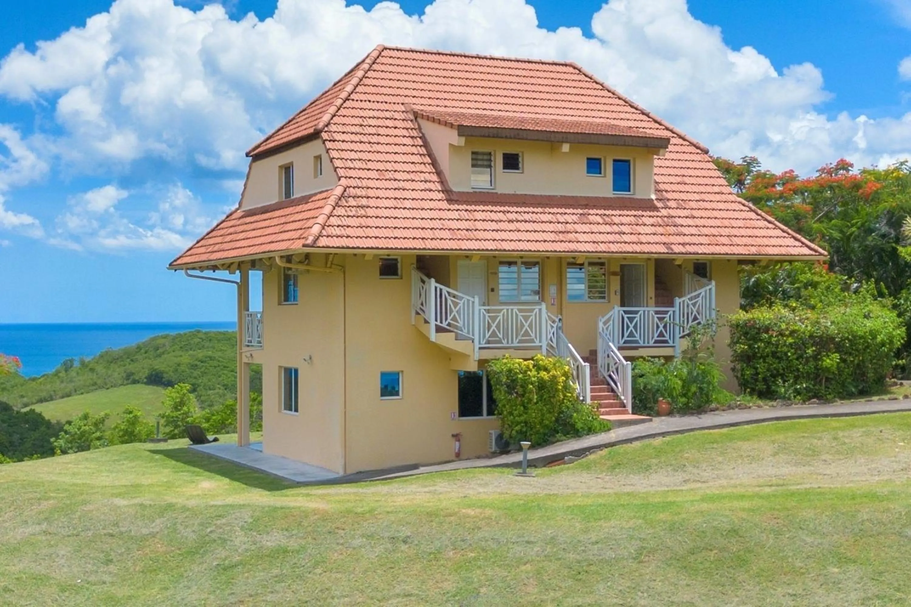 Property building in Domaine de l'Anse Ramier