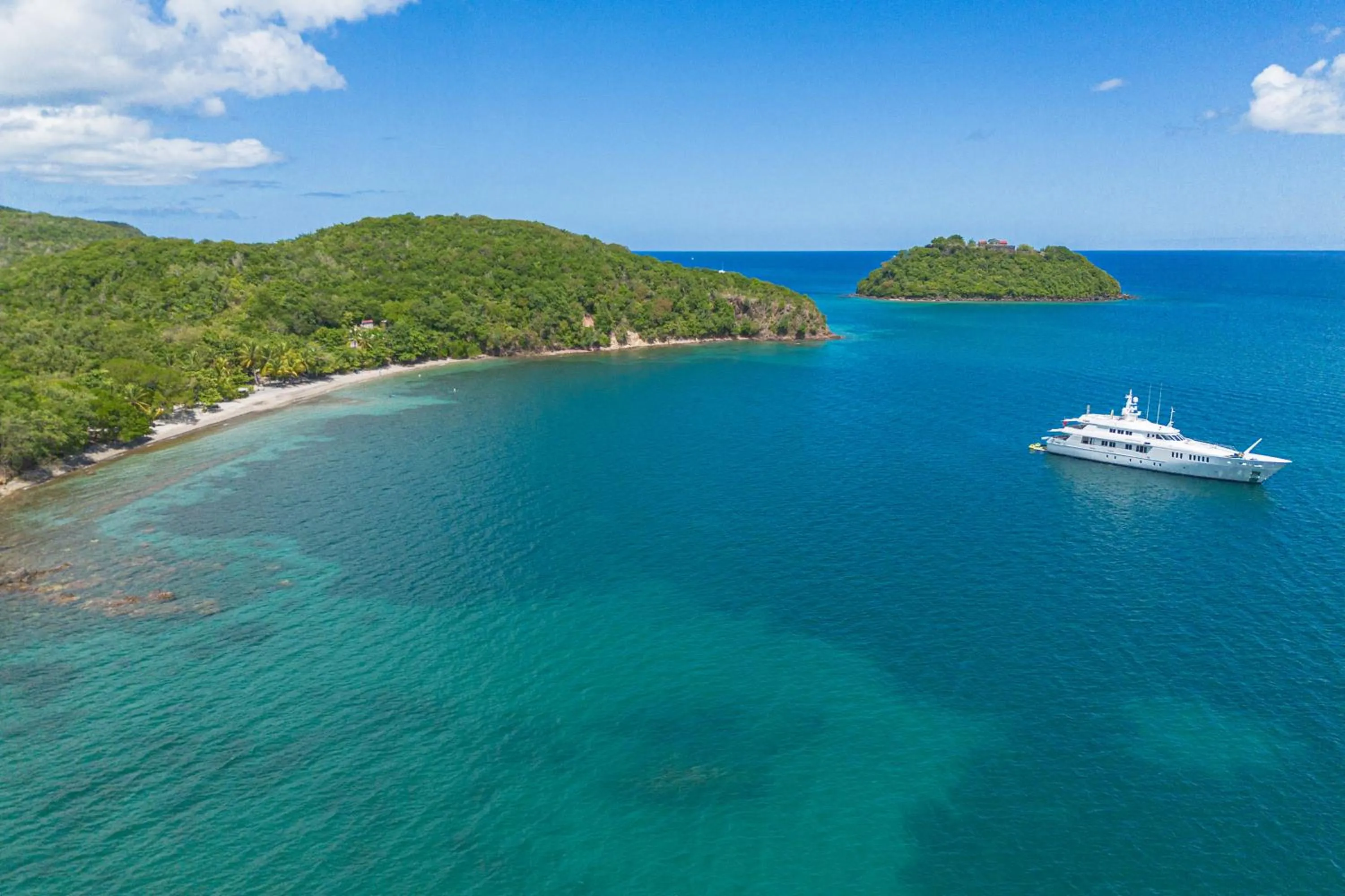 Nearby landmark in Domaine de l'Anse Ramier