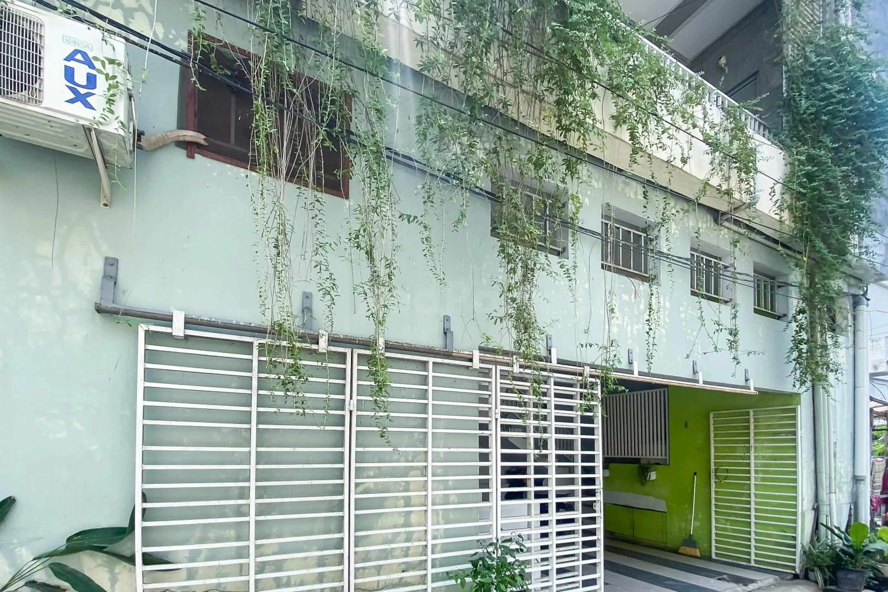 Property building in Wisma Syariah Lambhuk Banda Aceh RedPartner