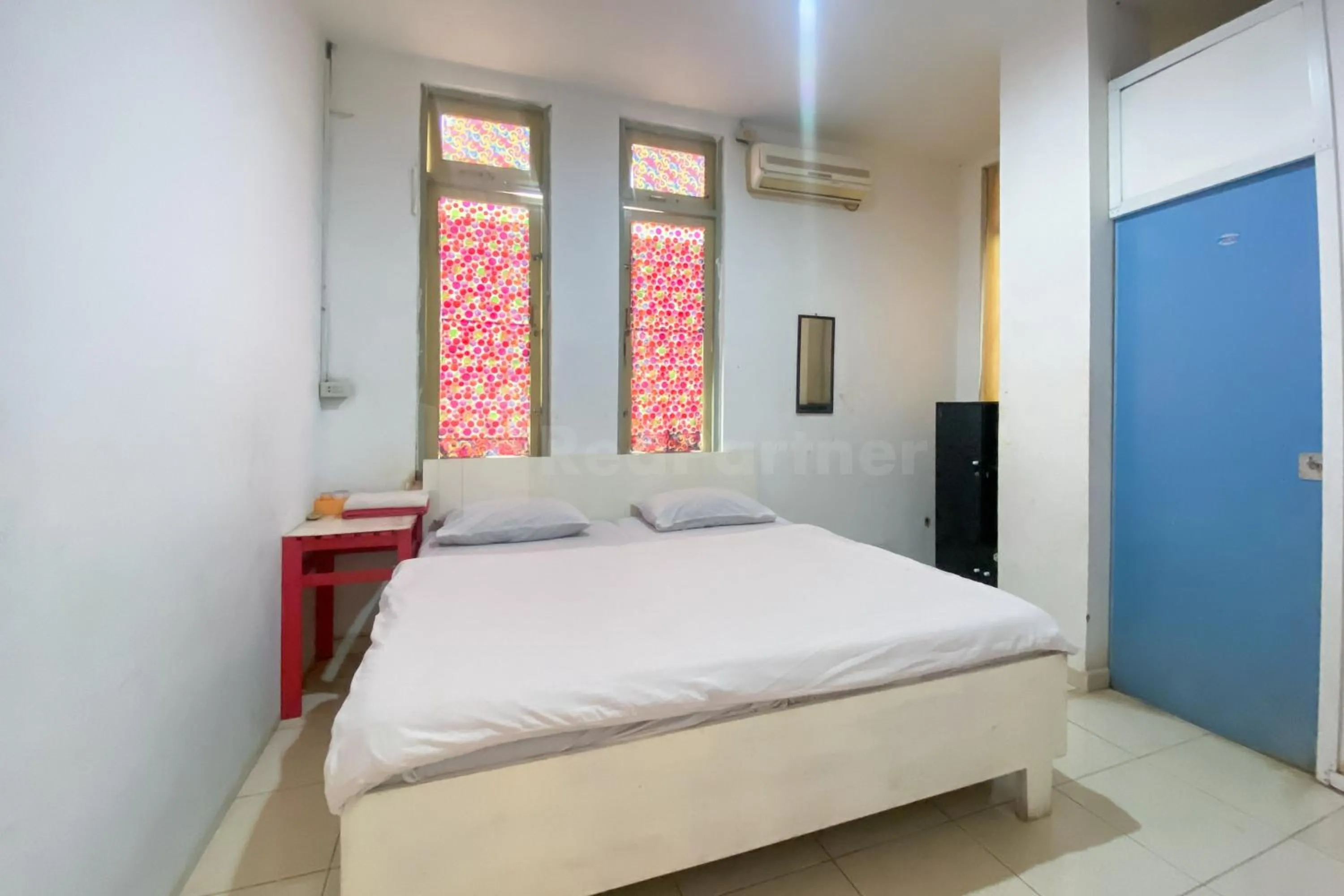 Bedroom, Bed in Wisma Syariah Lambhuk Banda Aceh RedPartner