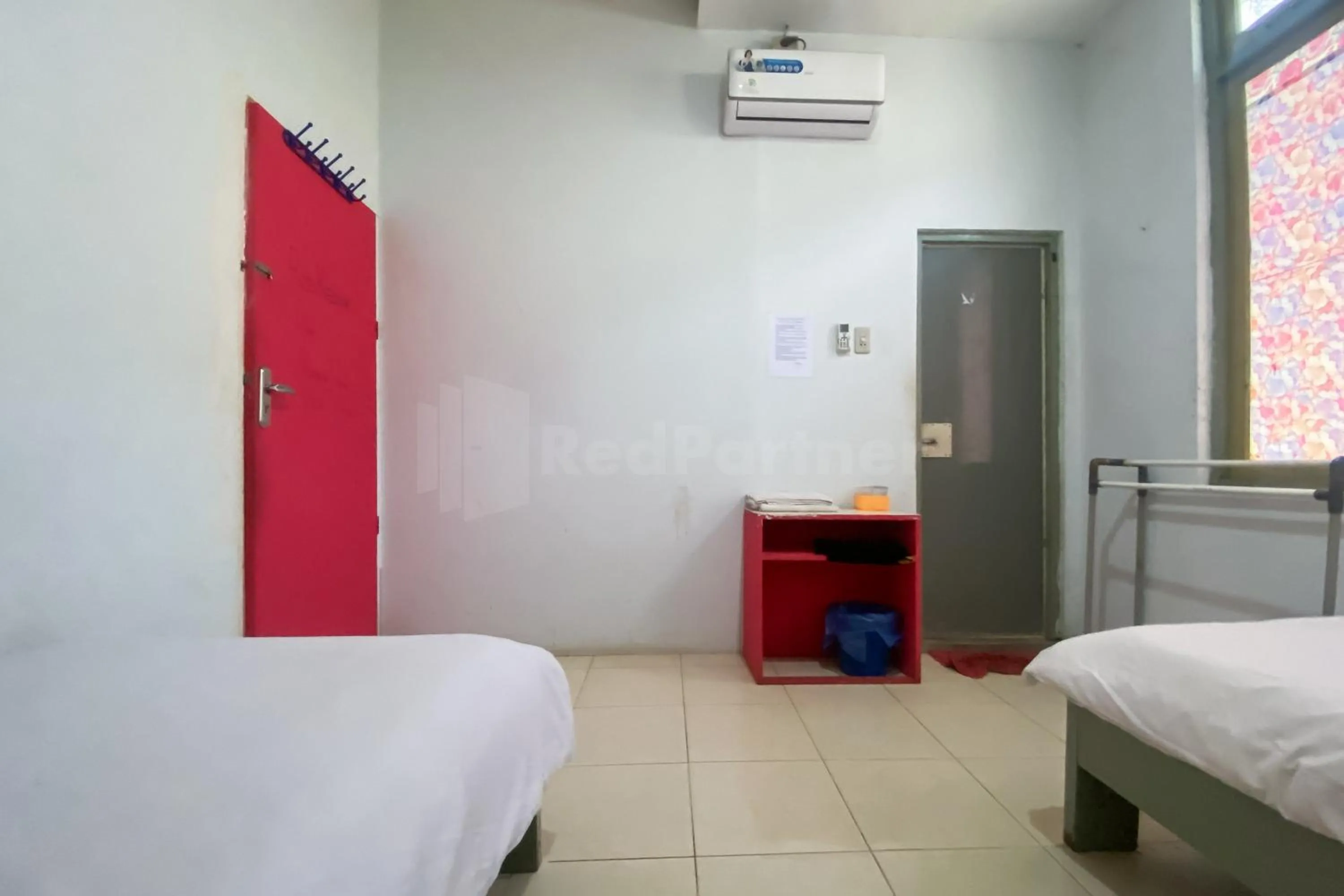 Bedroom, Bed in Wisma Syariah Lambhuk Banda Aceh RedPartner