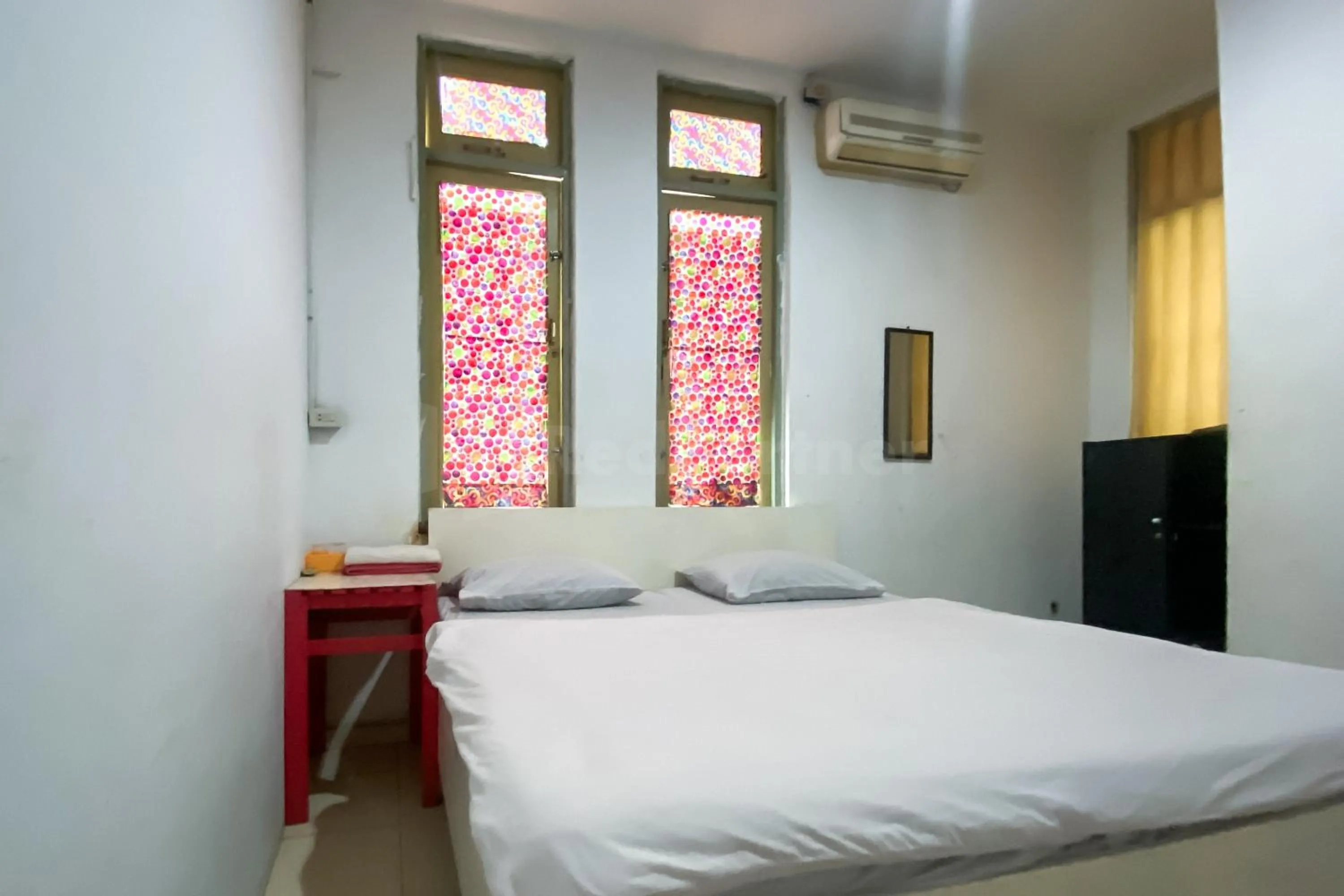 Bedroom, Bed in Wisma Syariah Lambhuk Banda Aceh RedPartner