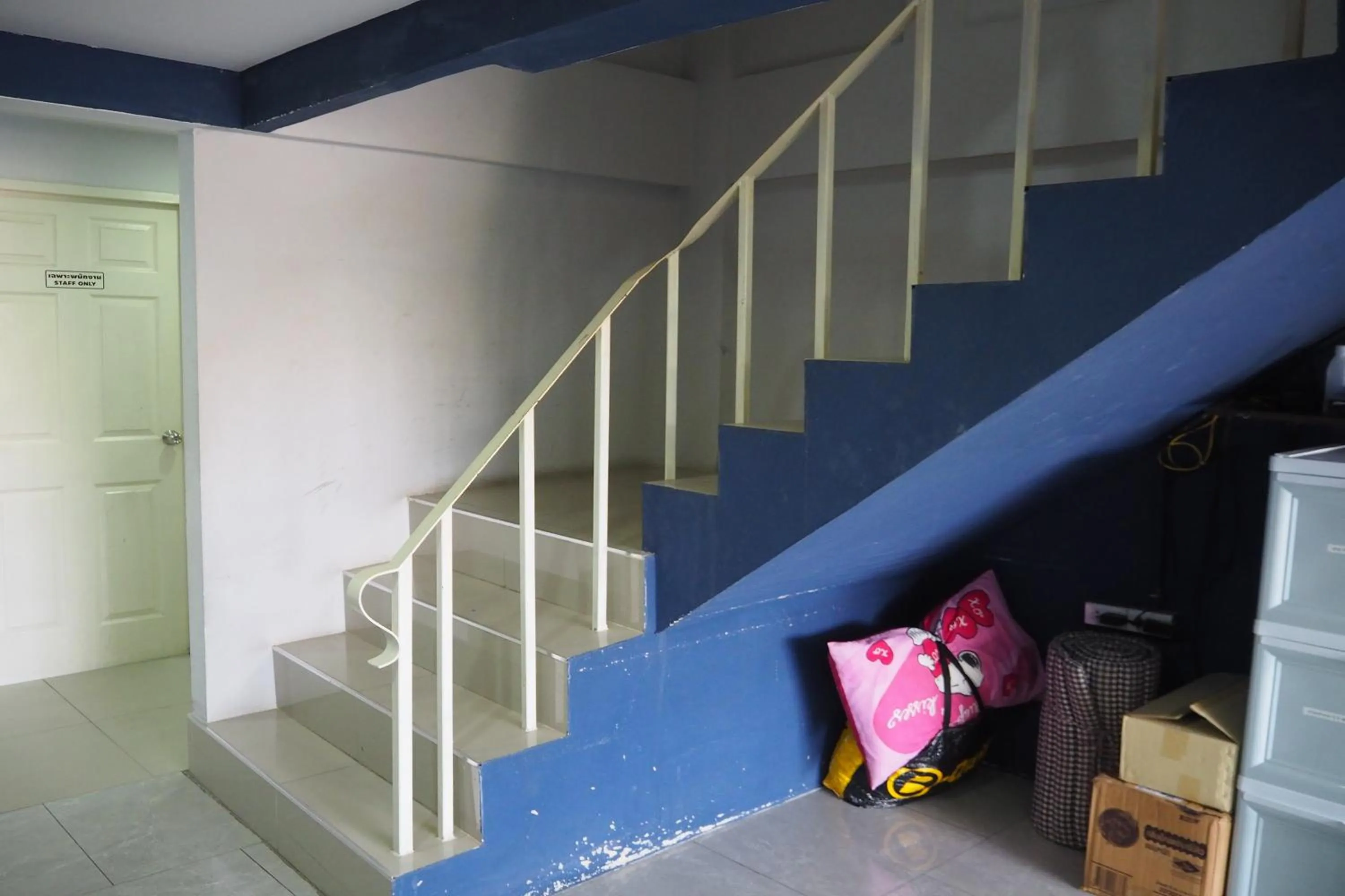 Decorative detail in Blue26