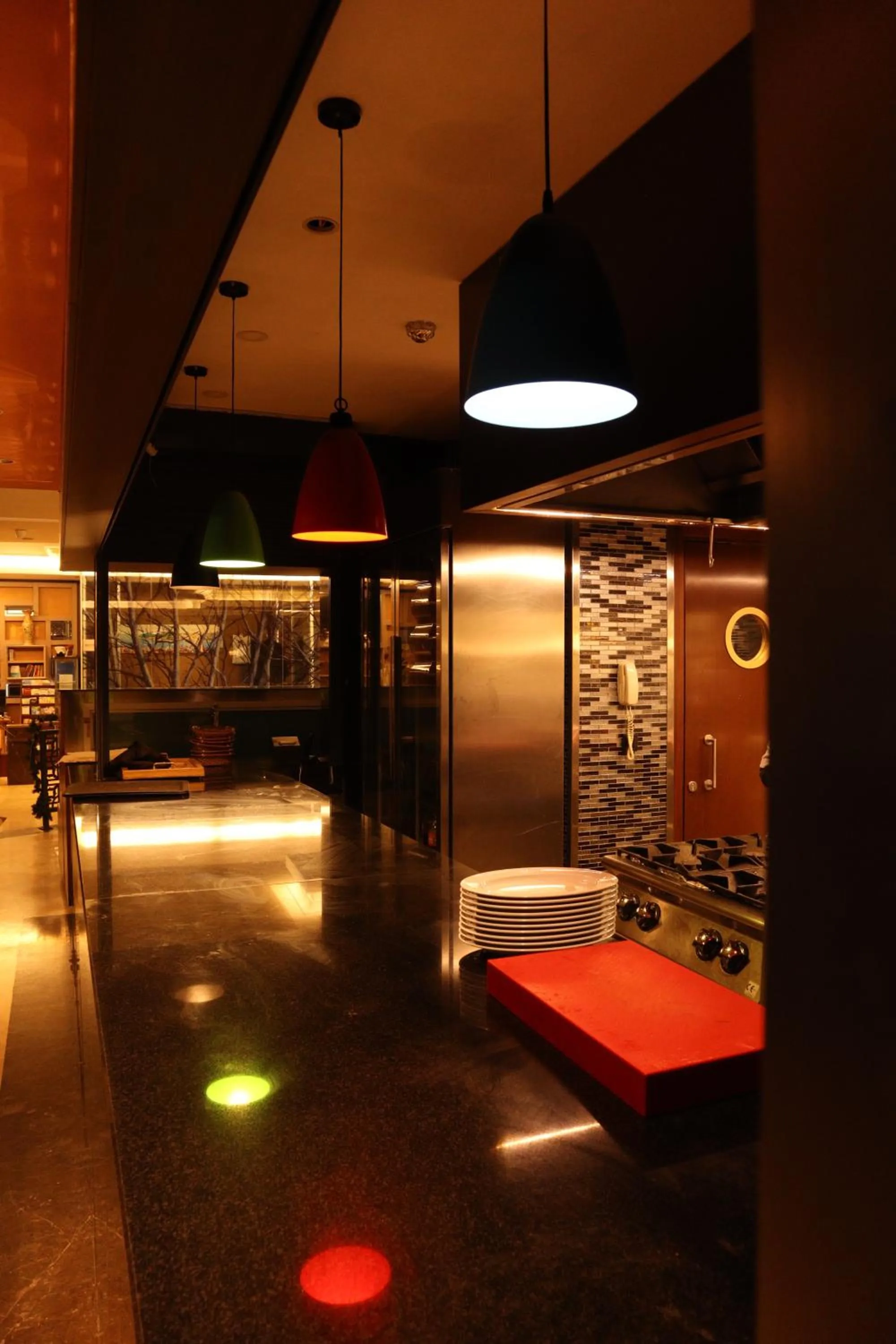 Restaurant/places to eat in Grand Star Hotel Premium