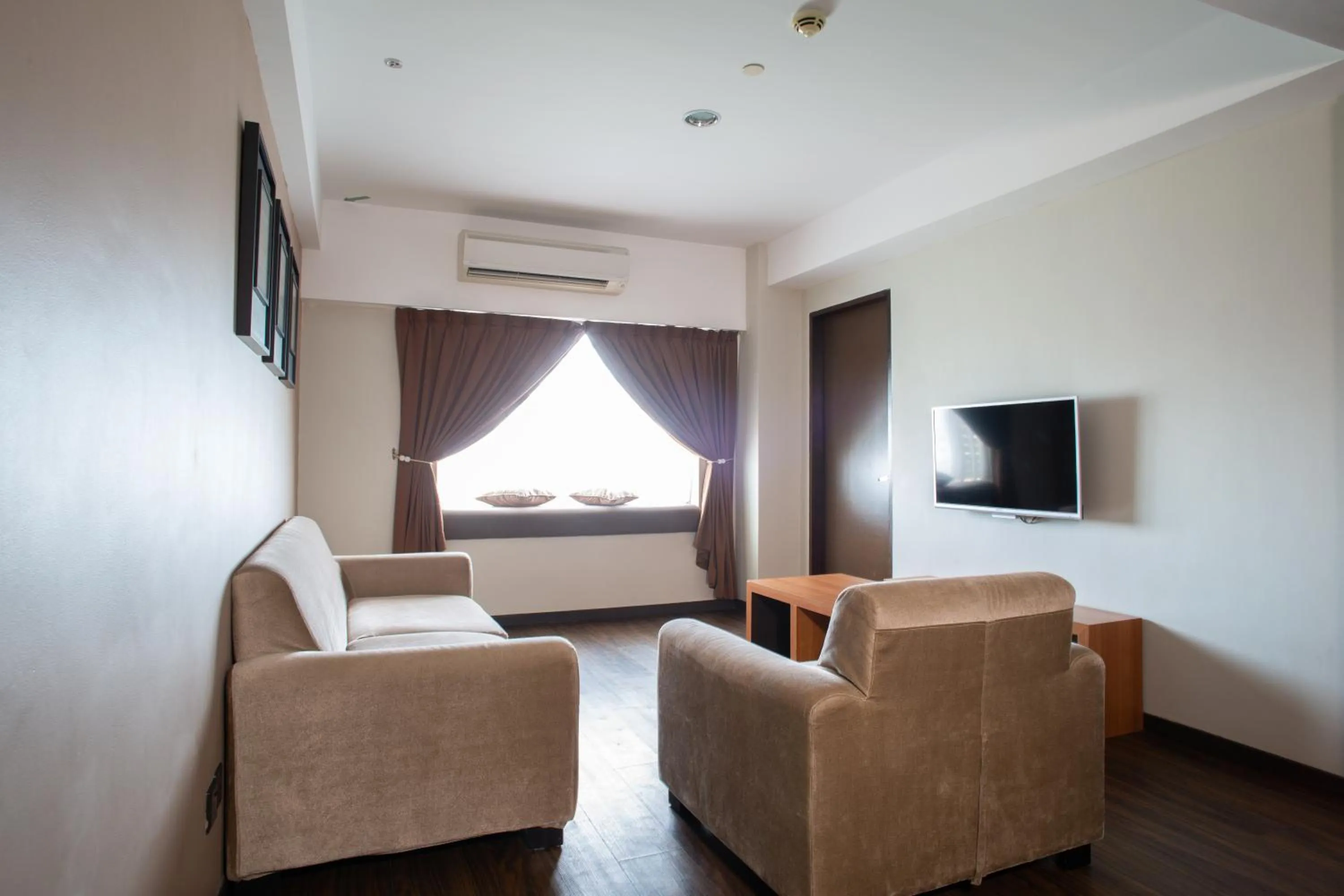 Living room in C'haya Hotel