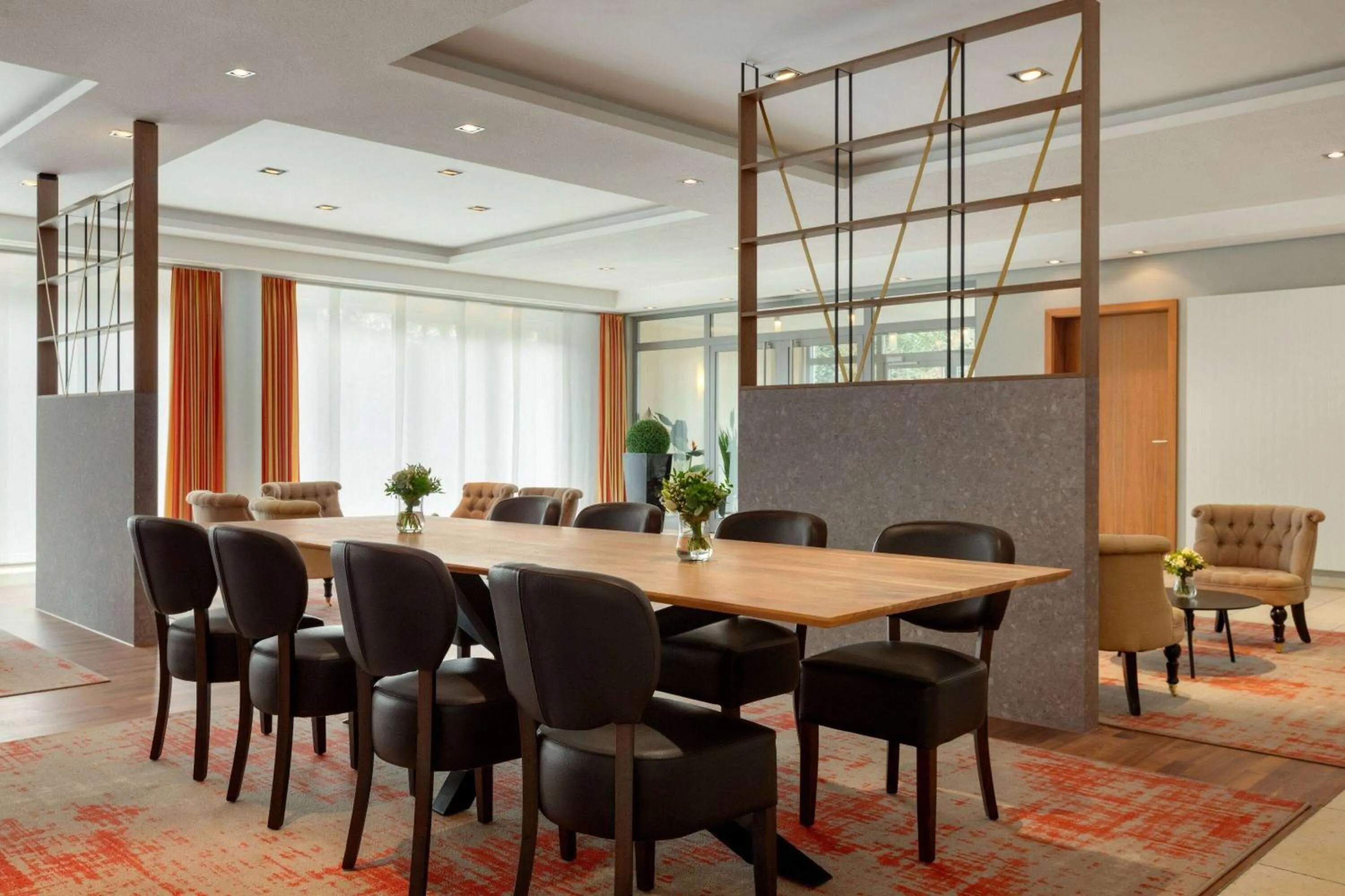 Lobby or reception in Ramada by Wyndham Duesseldorf Ratingen