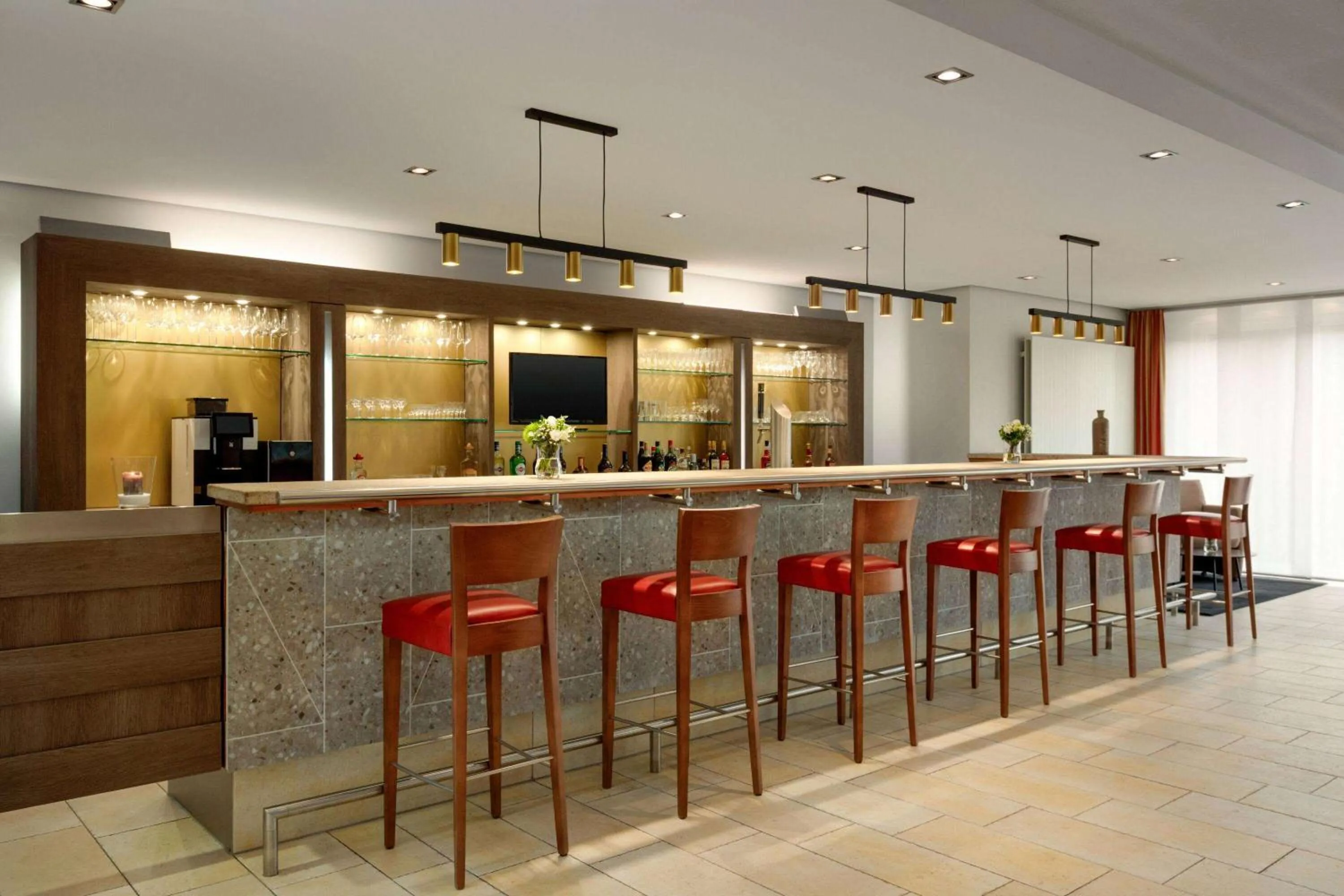 Lounge or bar in Ramada by Wyndham Duesseldorf Ratingen