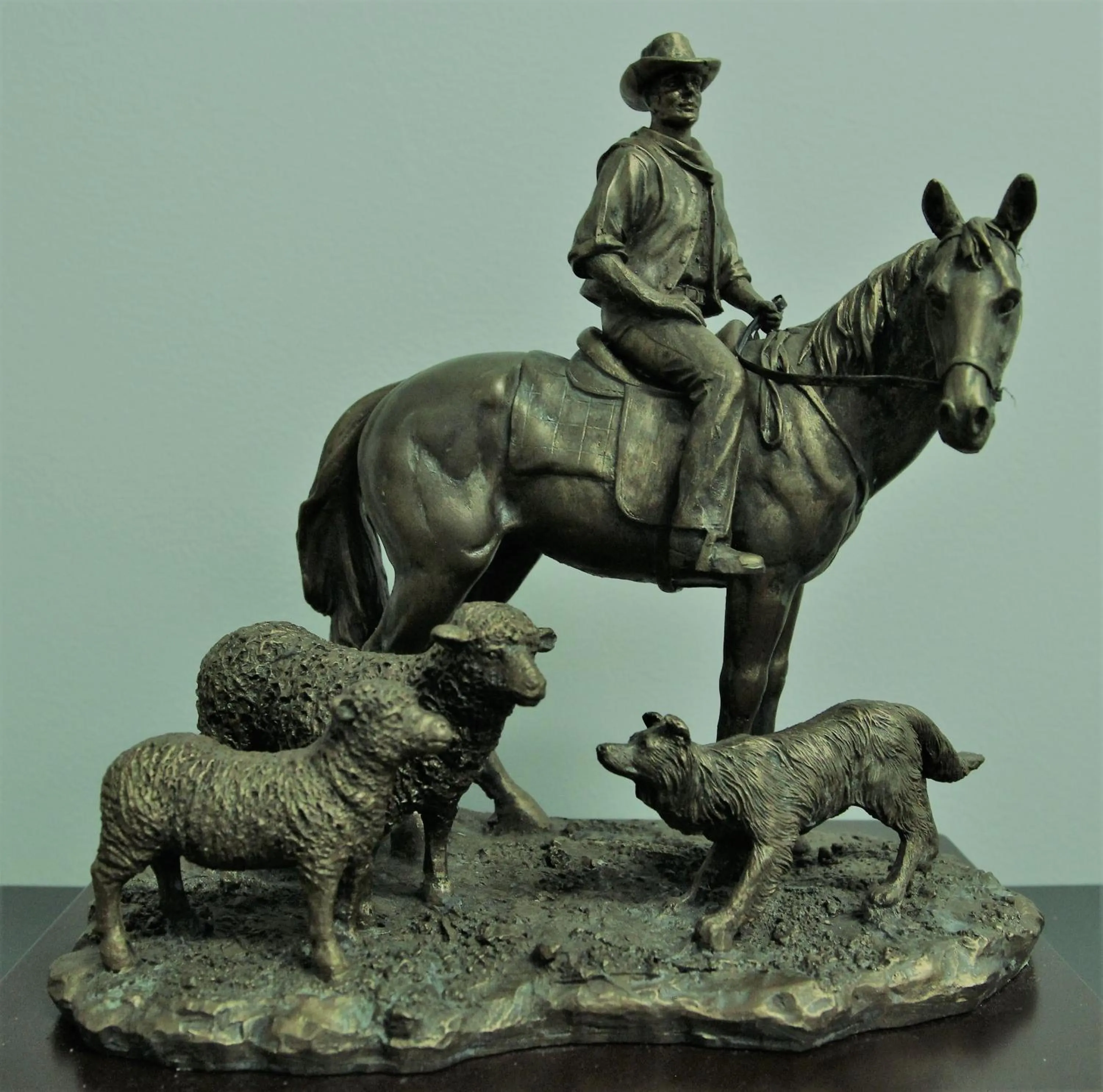 Property logo or sign in Bushman's Motor Inn