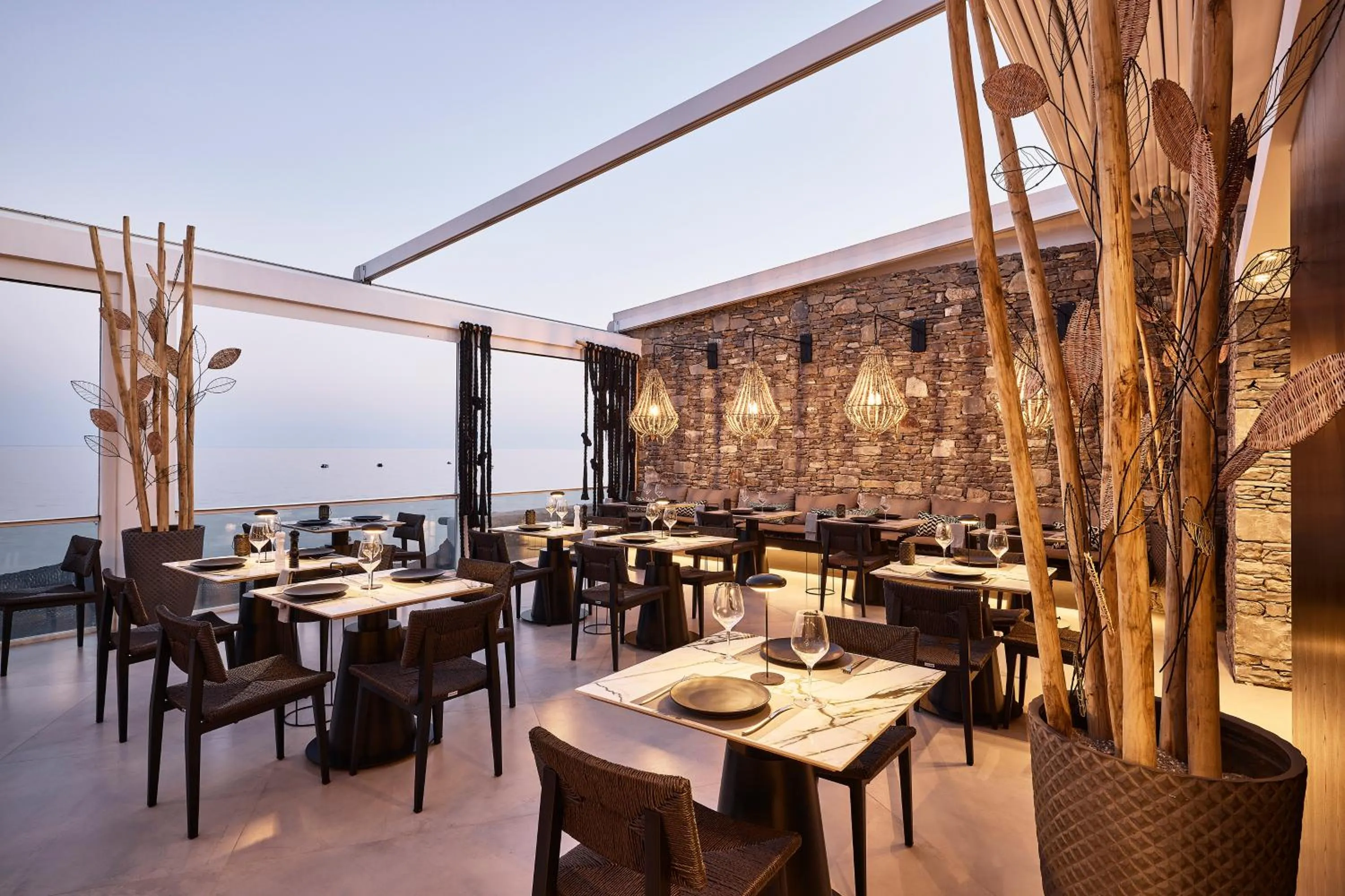 Restaurant/places to eat in Artemis Seaside Resort