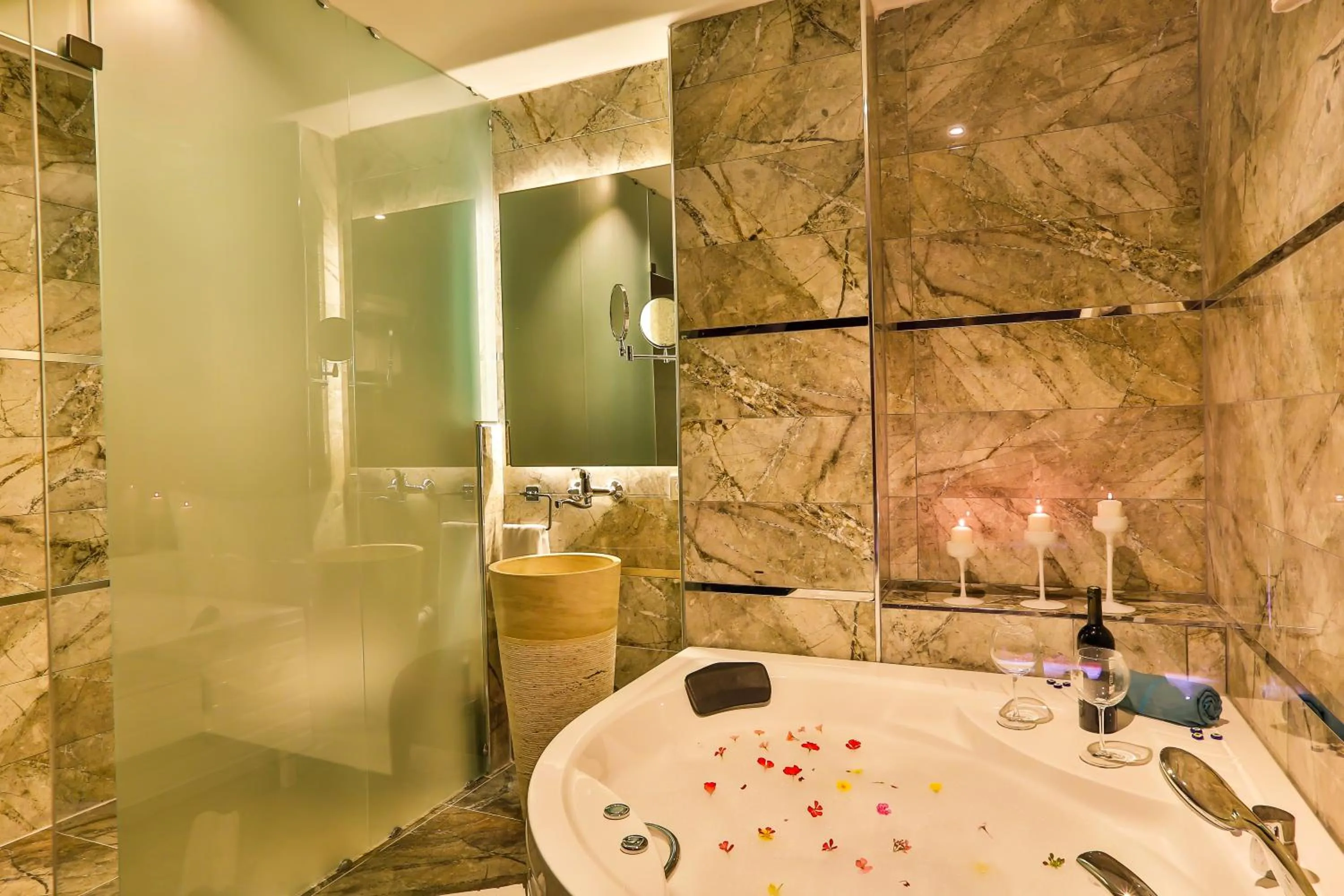 Spa and wellness centre/facilities in Bellezza Hotel Ortakoy